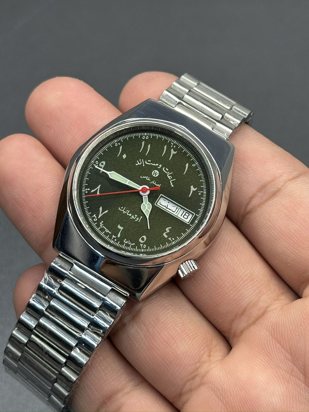 Vintage WEST END WATCH CO ARABIC DIAL Size 36 - 5 Thumbnail