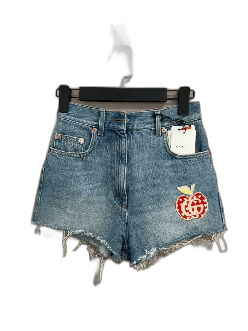 Gucci Gucci Denim Embroidered Apple Logo Shorts Size 25" / US 0 / IT 36 - 1 Thumbnail