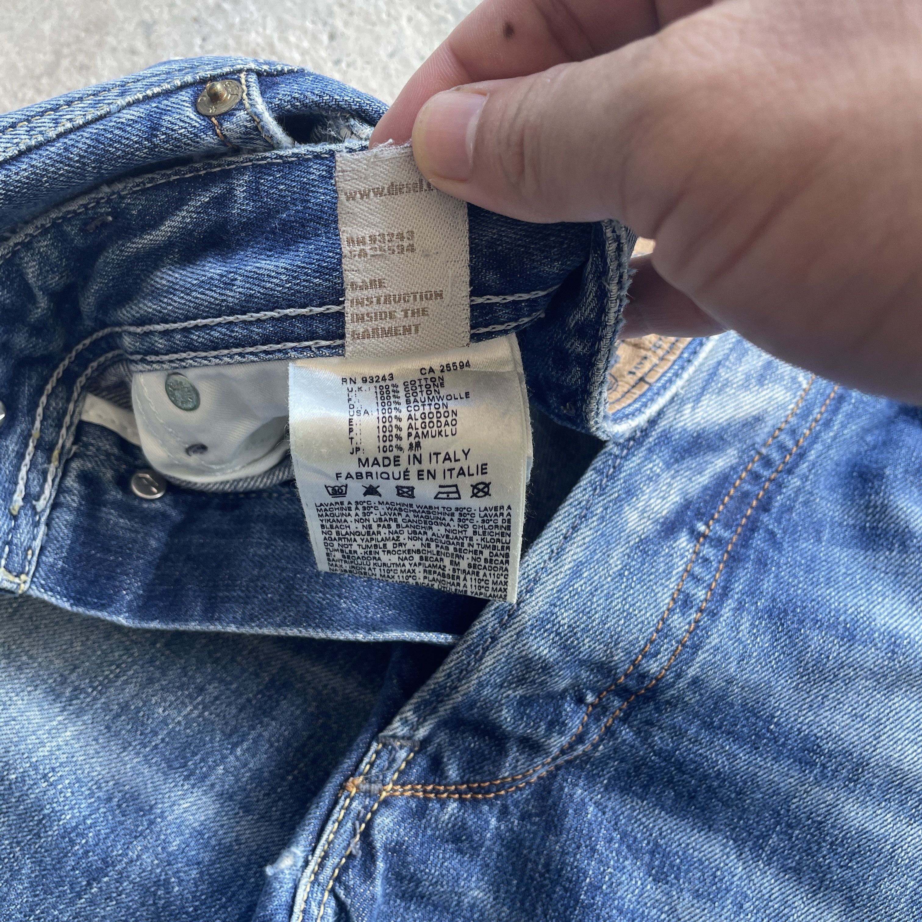 Diesel Vintage Diesel Industry Distressed Wash BootCut Jeans Pants Size US 32 / EU 48 - 10 Thumbnail