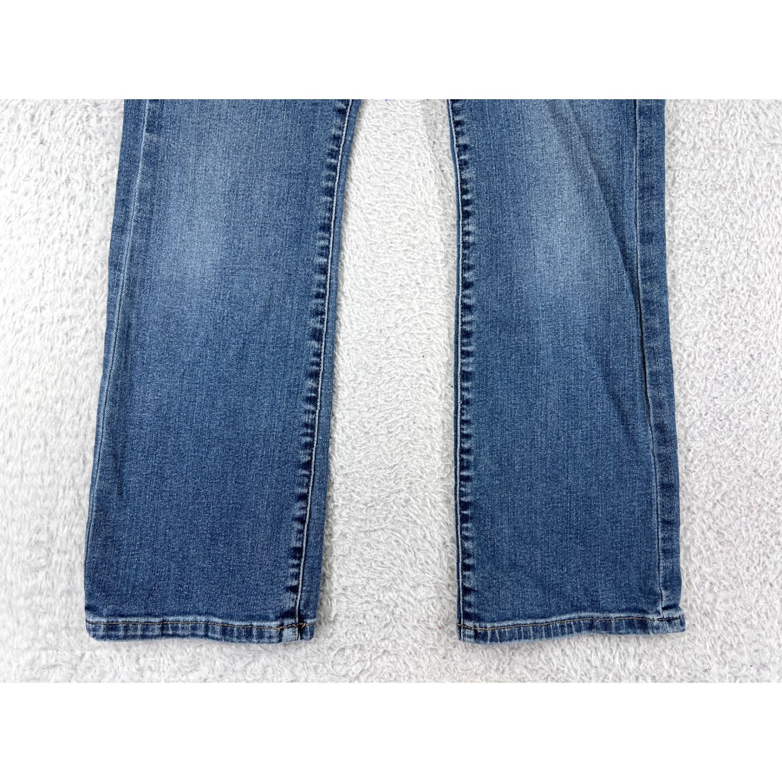 Essentials Amazon Essentials Jeans Women 12 Blue Denim Bootcut Low Rise Cotton 5-Pocket Regular Size 34" / US 12 / IT 48 - 6 Thumbnail