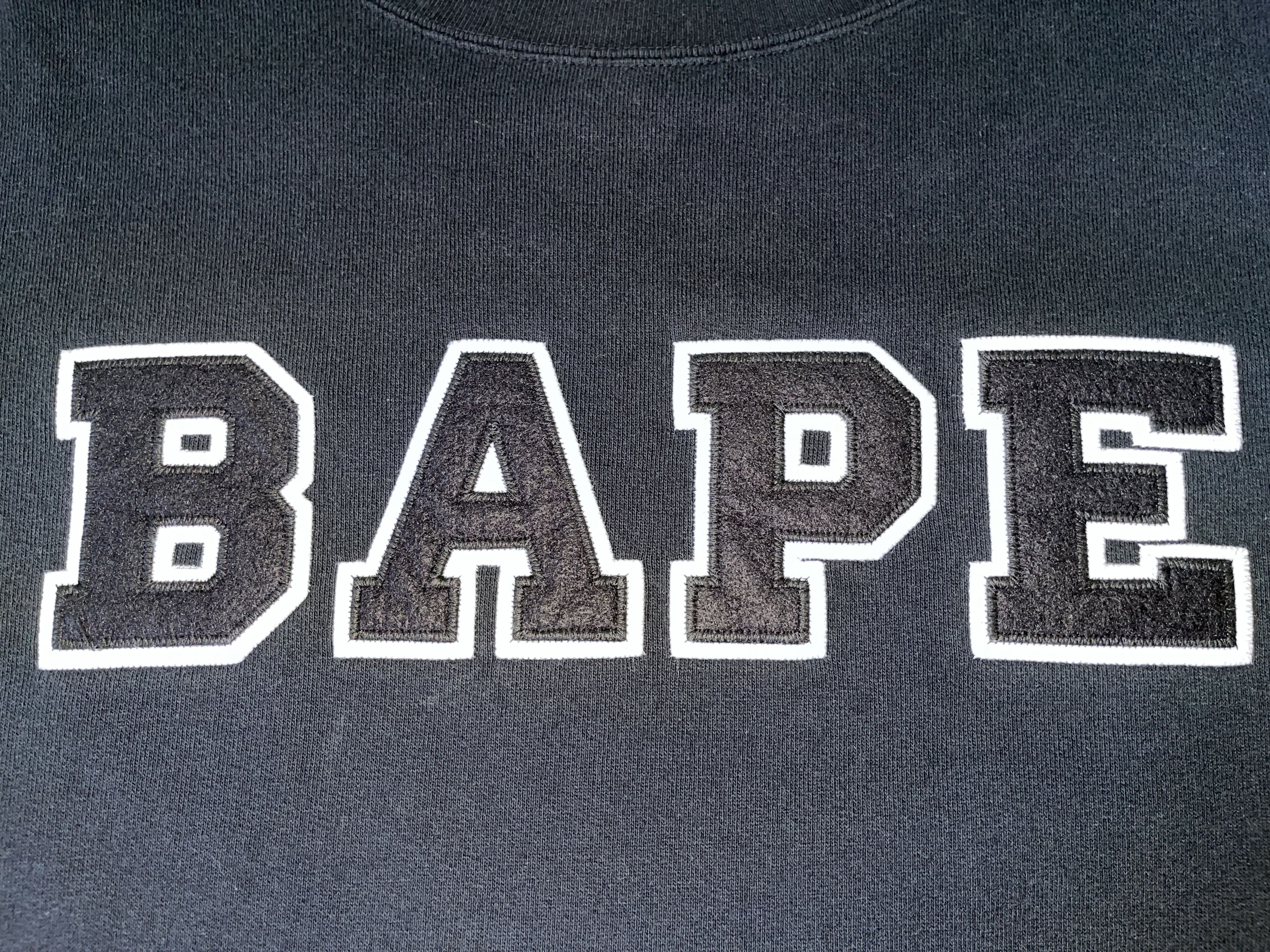 Bape Bape Crewneck Size US L / EU 52-54 / 3 - 5 Thumbnail