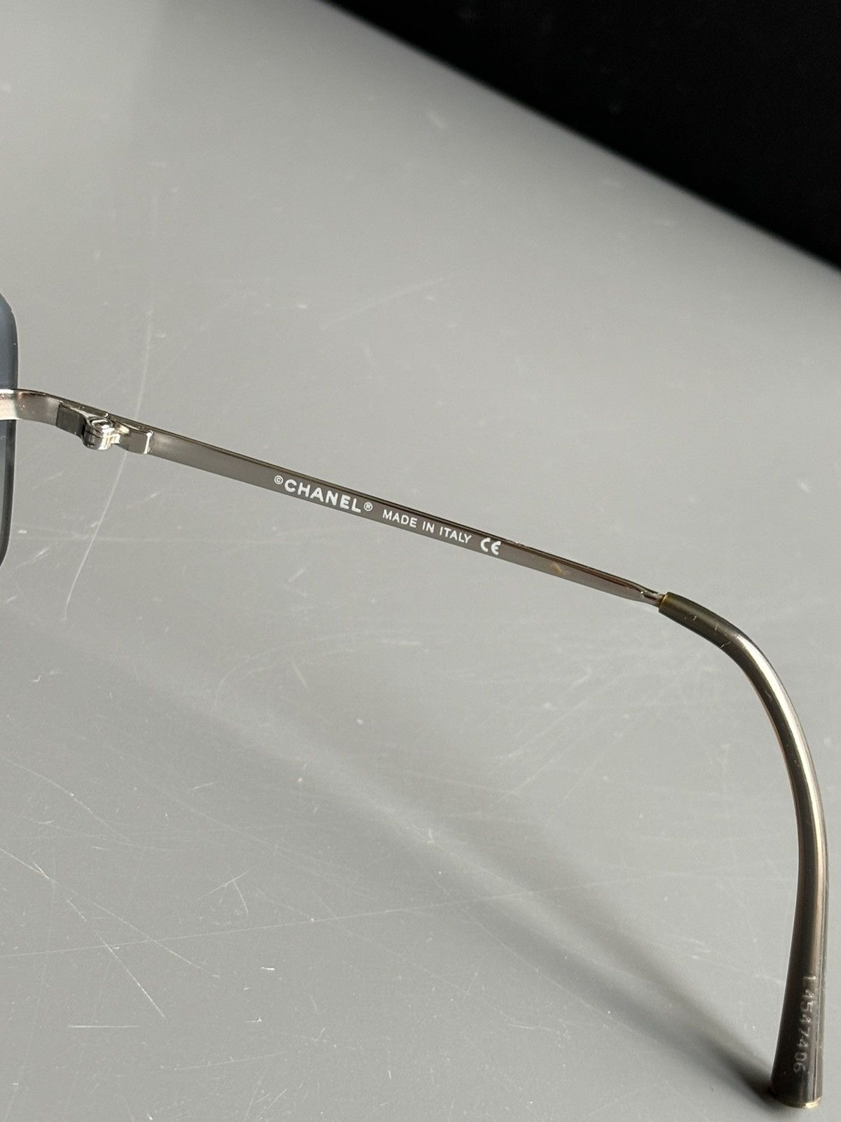 Chanel Chanel Sunglasses 4017-D CC Rhinestone Logo Rimless Vintage Size ONE SIZE - 6 Thumbnail