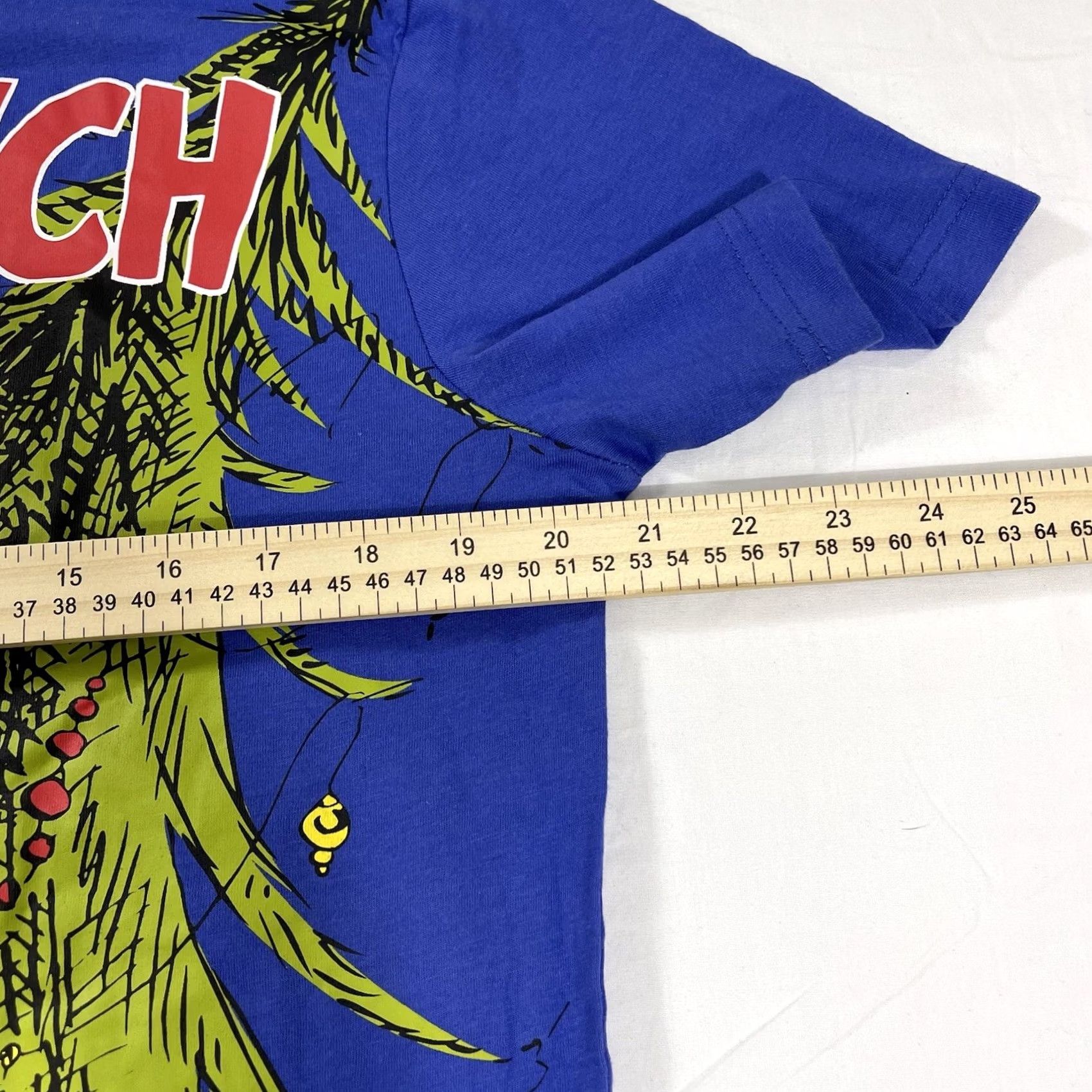 Vintage NWT Dr Seuss Sz M T-Shirt How The Grinch Stole Christmas 2022 AOP Wrap Graphic Size US M / EU 48-50 / 2 - 4 Thumbnail