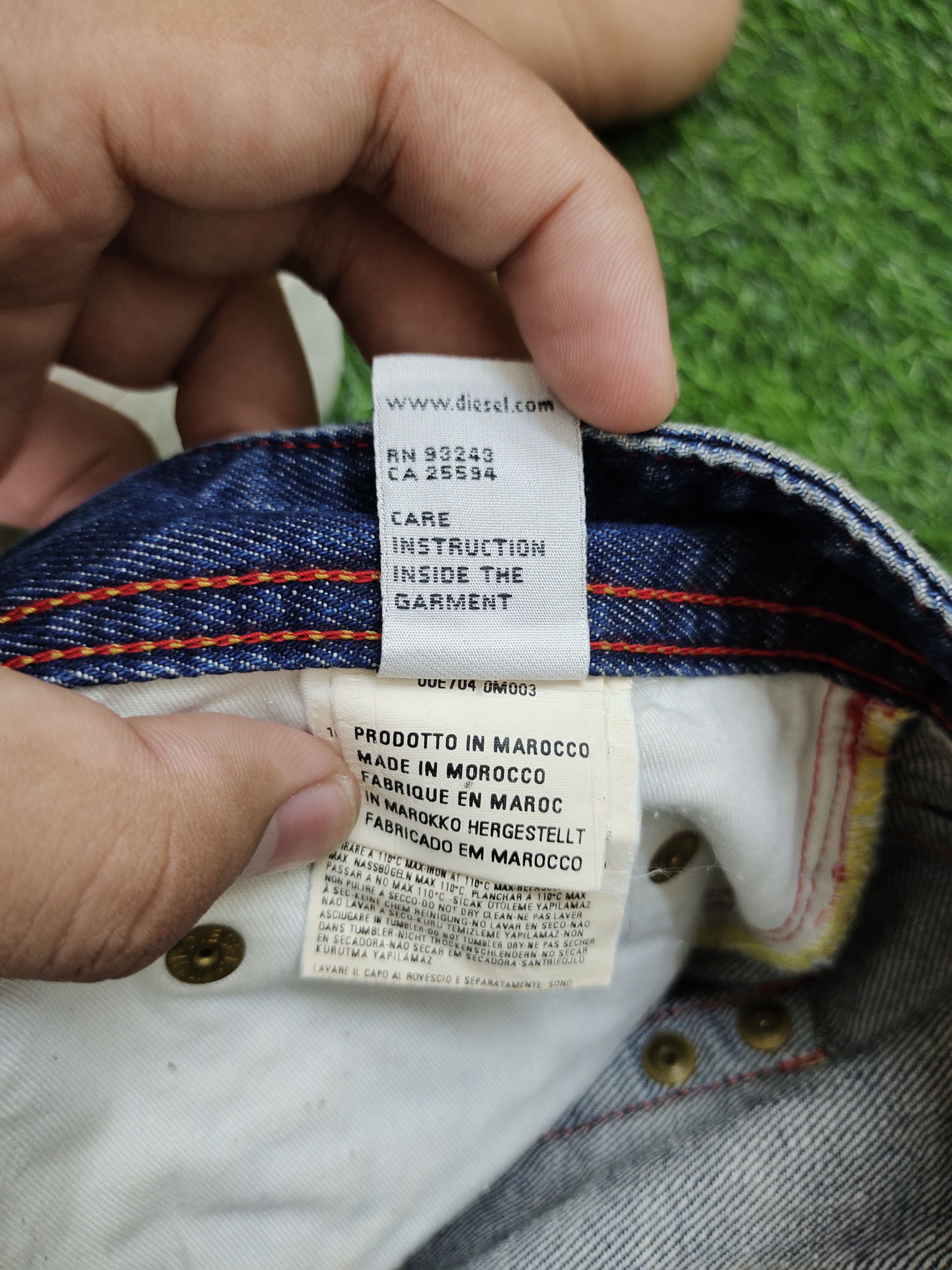 Diesel Vintage Y2k Diesel D Logo Rusty Distress Relaxed Denim Pants Size US 30 / EU 46 - 17 Thumbnail