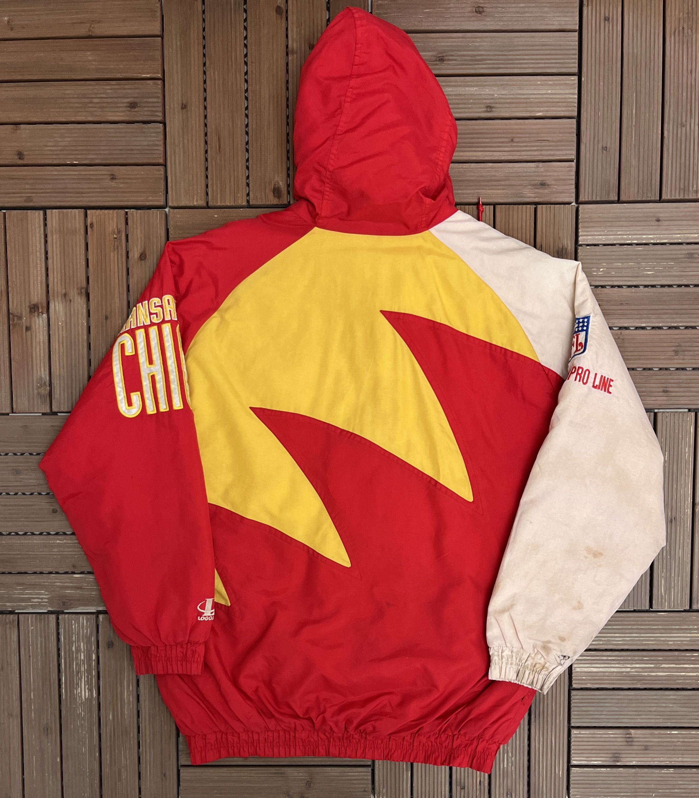 Logo Athletic × Vintage Kansas City Chiefs Vintage Sharktooth Puffer Jacket Size US L / EU 52-54 / 3 - 4 Thumbnail
