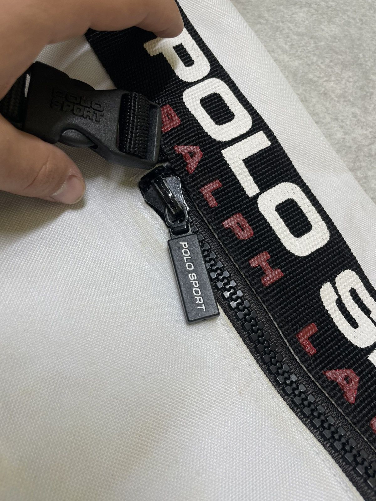 Japanese Brand × Polo Ralph Lauren × Vintage Polo Sport Ralph Lauren Tactical Messenger Bag — Clean White Size ONE SIZE - 4 Thumbnail