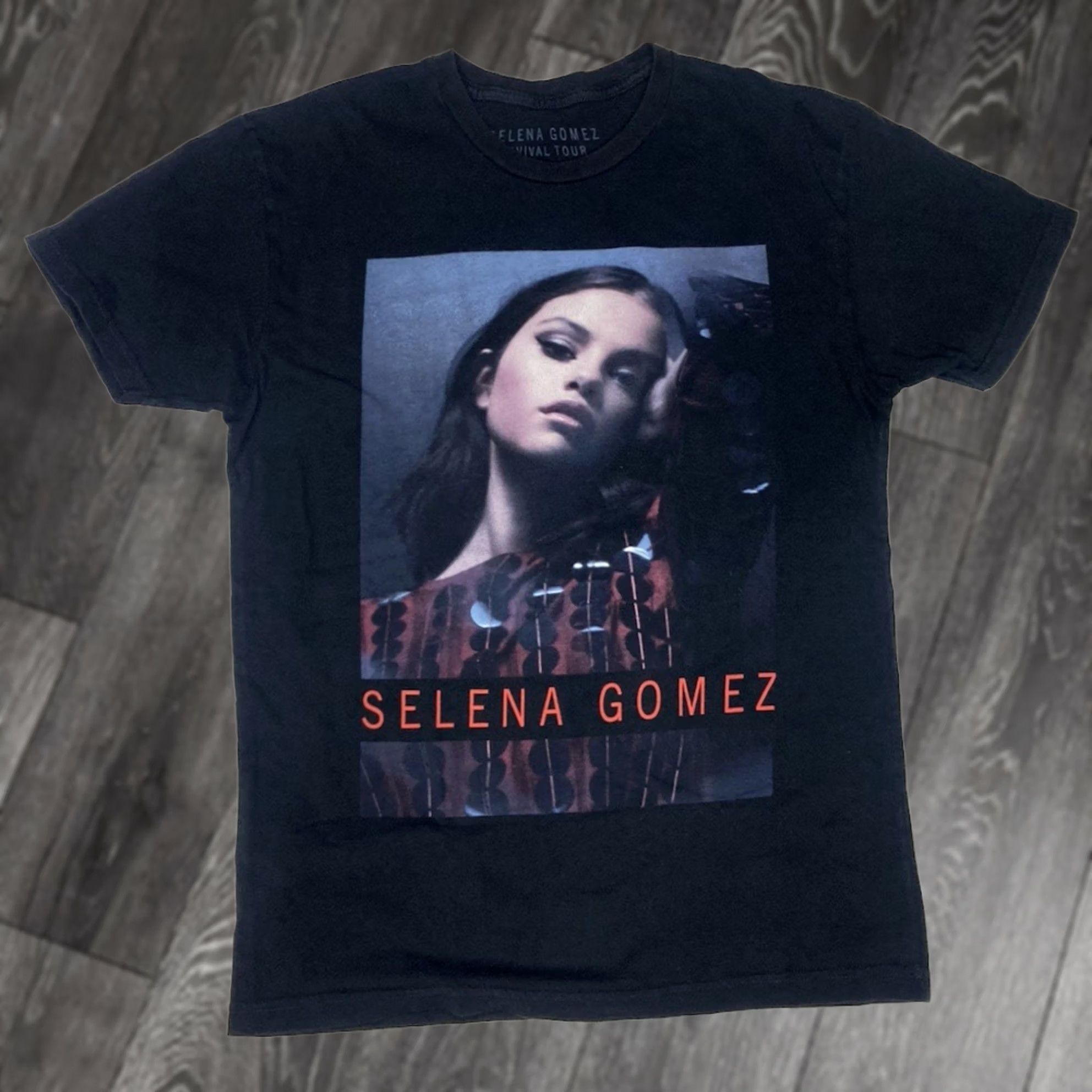Vintage VINTAGE Selena Gomez Revival Tour 2016 Graphic T-shirt Women Small Black Music Shirt Adult Womens Small White Crew Neck Short Sleeve Pullover Cotton Size S / US 4 / IT 40 - 1 Thumbnail