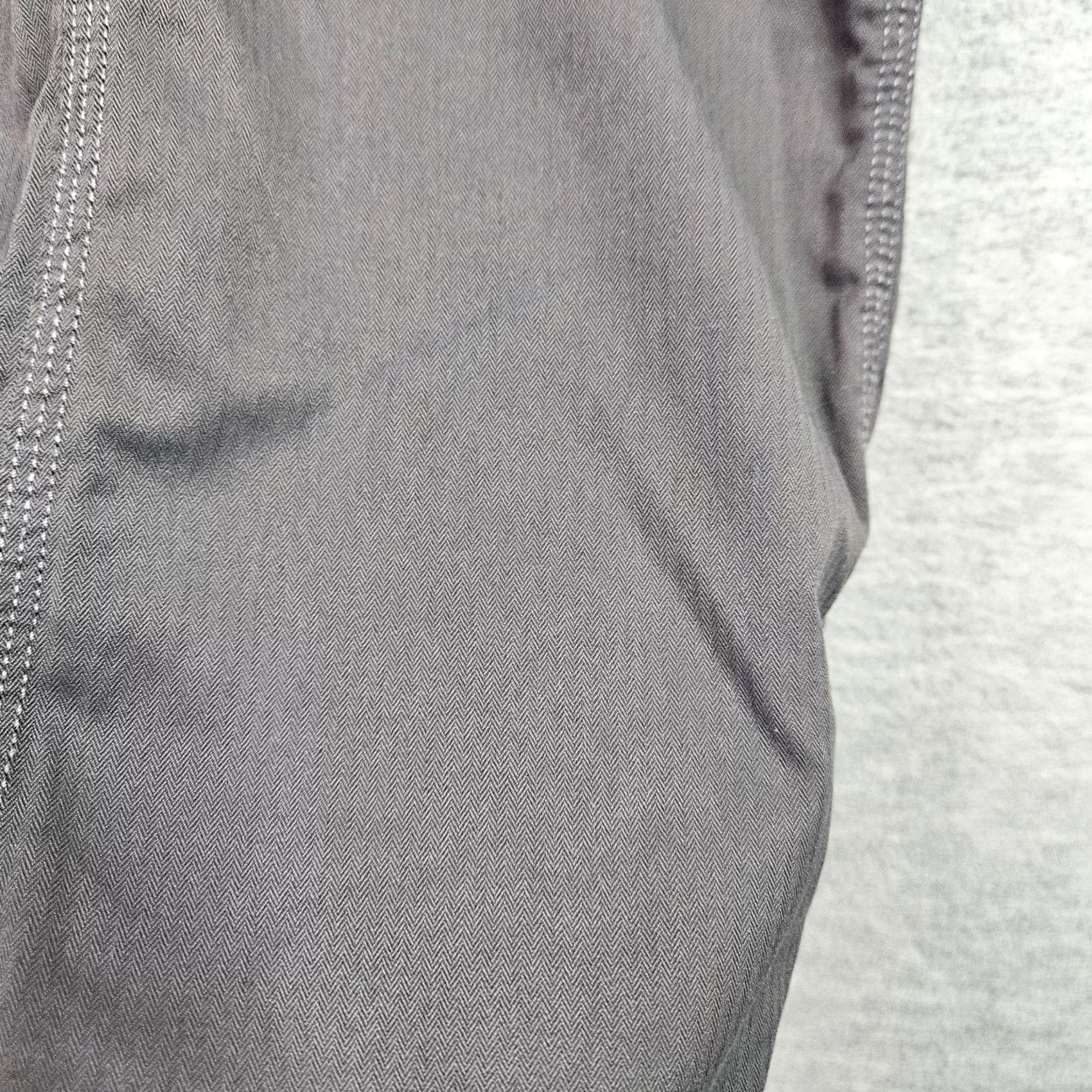 The North Face The North Face Women's Dark Gray Hiking Pants XL Drawstring Regular Gray Solid Activewear Pants Sports Men/Women Size 40" / US 18 - 3 Thumbnail