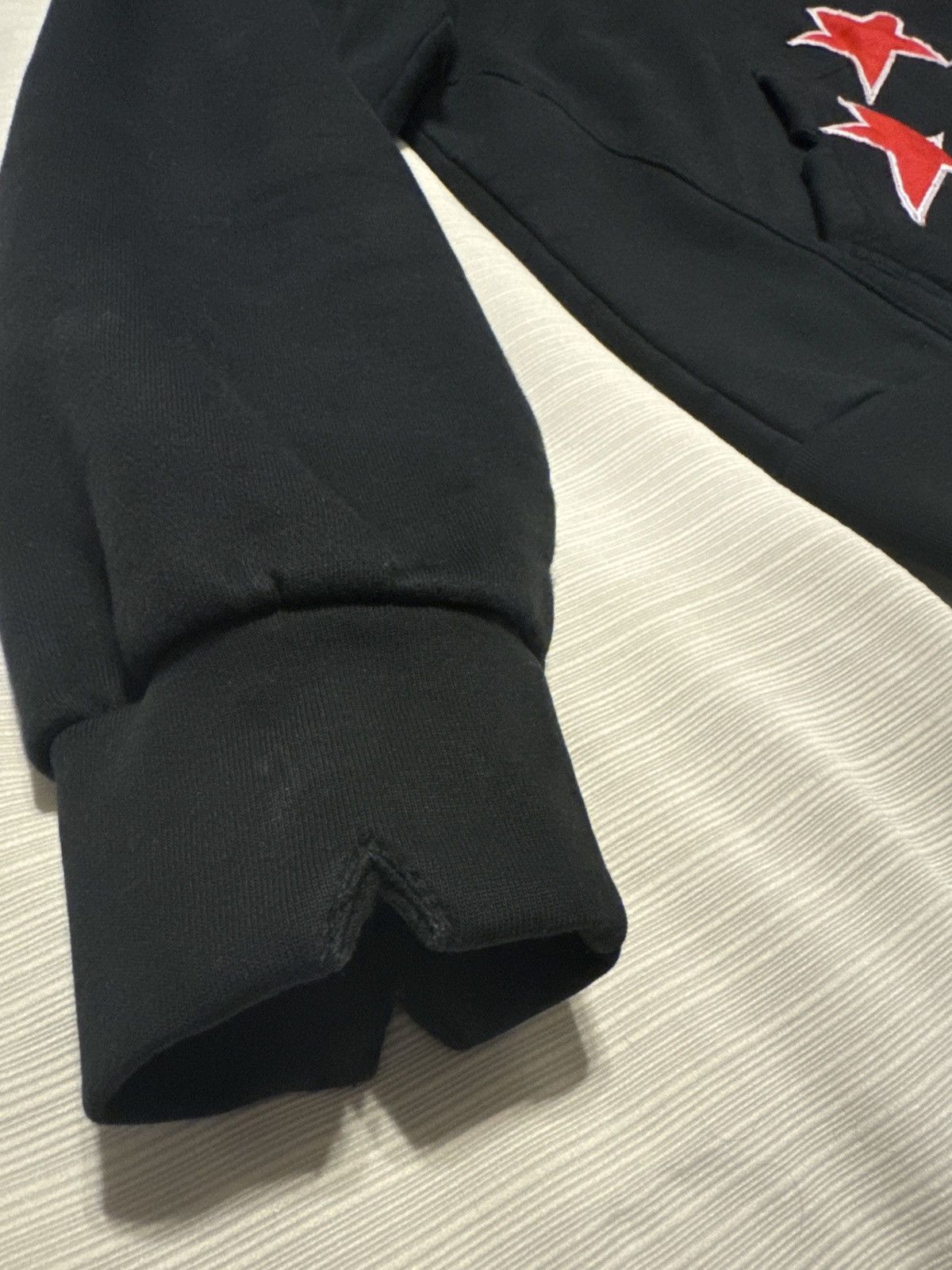 Pythia Black / Red Star Pythia Hoodie Size US L / EU 52-54 / 3 - 4 Thumbnail