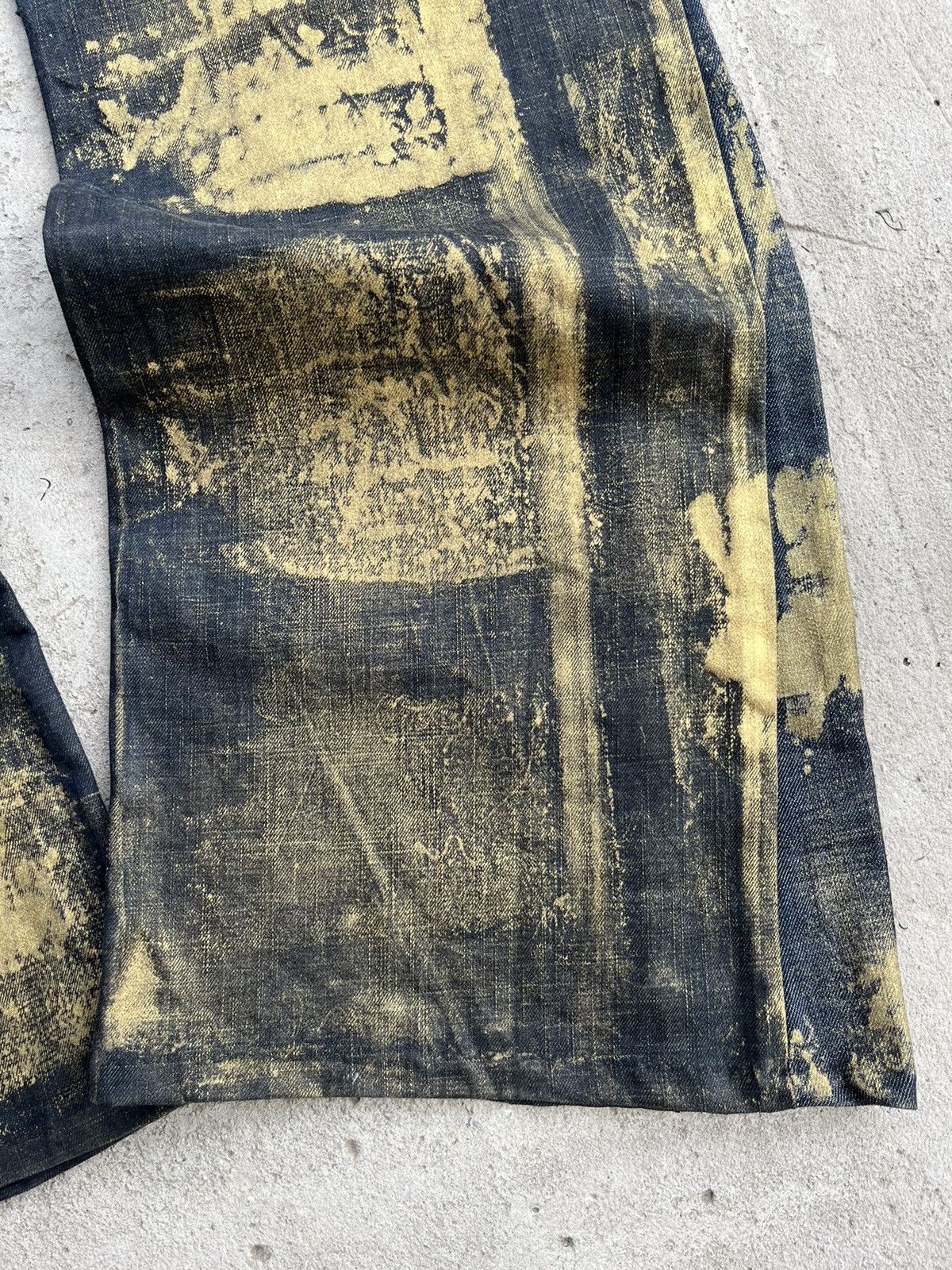 Japanese Brand Dirty Painted Distressed Thrashed Faded Baggy Jeans Y2K Pant Size US 34 / EU 50 - 18 Thumbnail