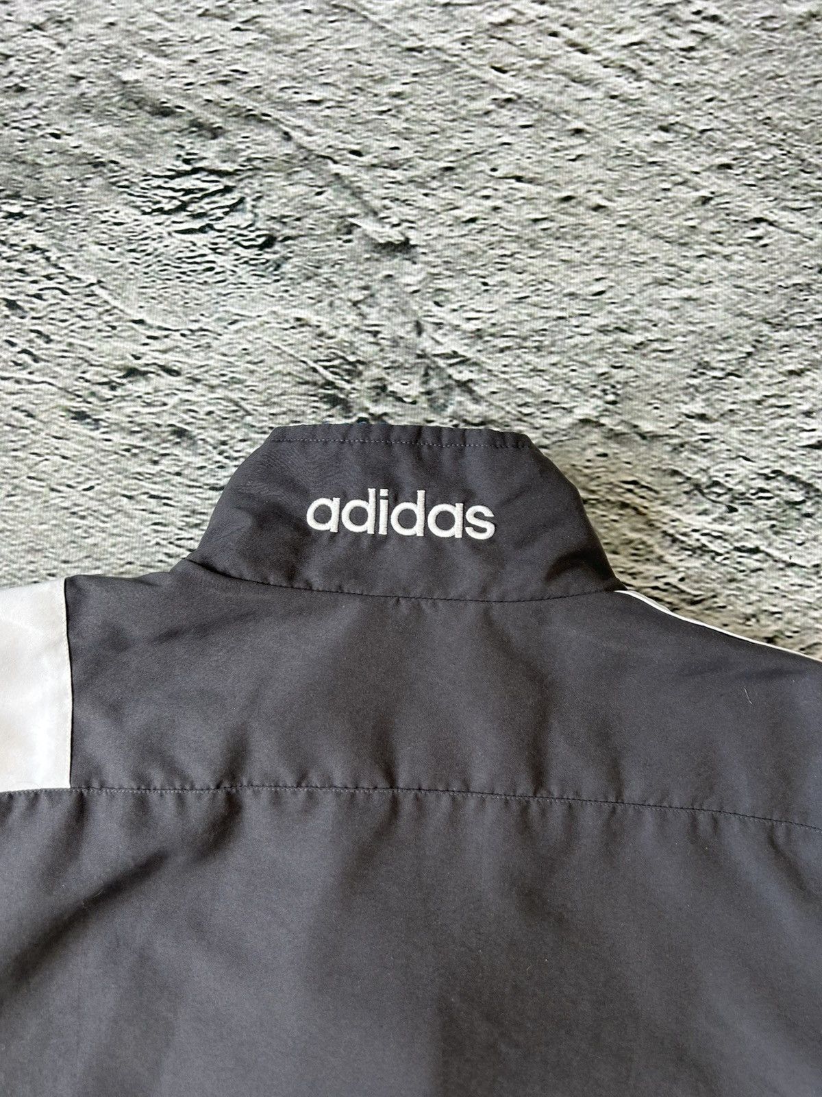 Adidas Adidas track suit vintage grey nylon track pants drill Size US M / EU 48-50 / 2 - 11 Thumbnail