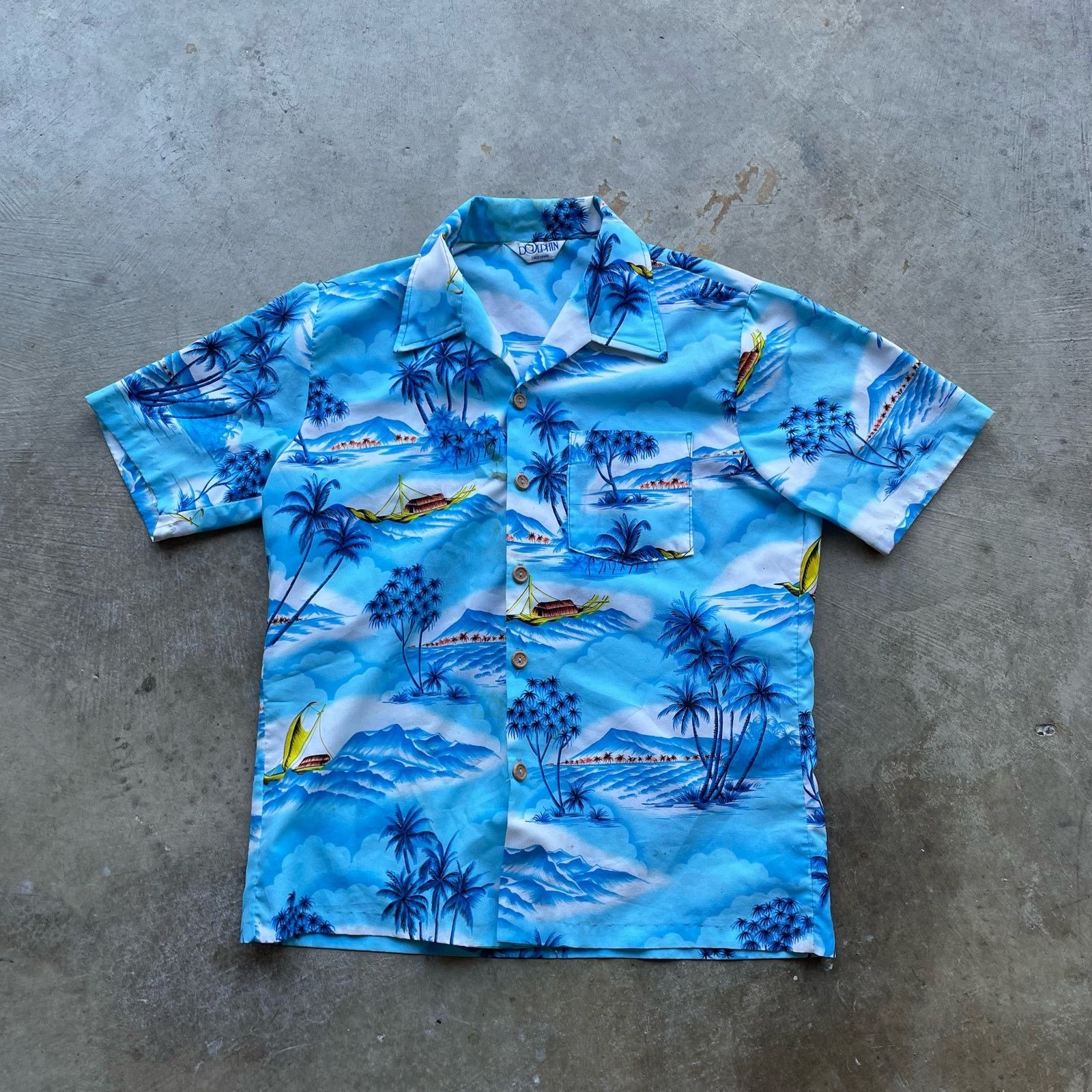 Vintage VINTAGE 60S HAWAIIAN SHIRT LARGE BLUE DOLPHIN Size US L / EU 52-54 / 3 - 1 Thumbnail