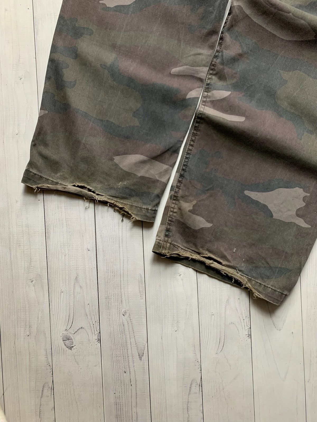 Designer × Vintage Vintage camo cargo pants distressed Y2K size 32 Size US 32 / EU 48 - 7 Thumbnail