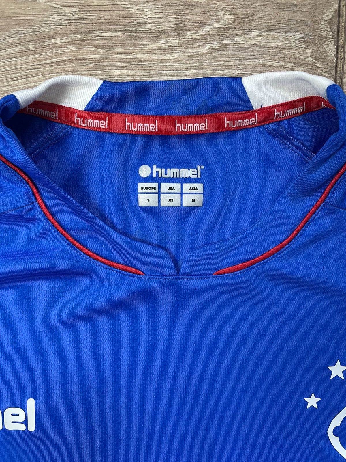 Hummel × Vintage GLASGOW RANGERS 2018-2019 HOME FOOTBALL SHIRT JERSEY Size US S / EU 44-46 / 1 - 3 Thumbnail