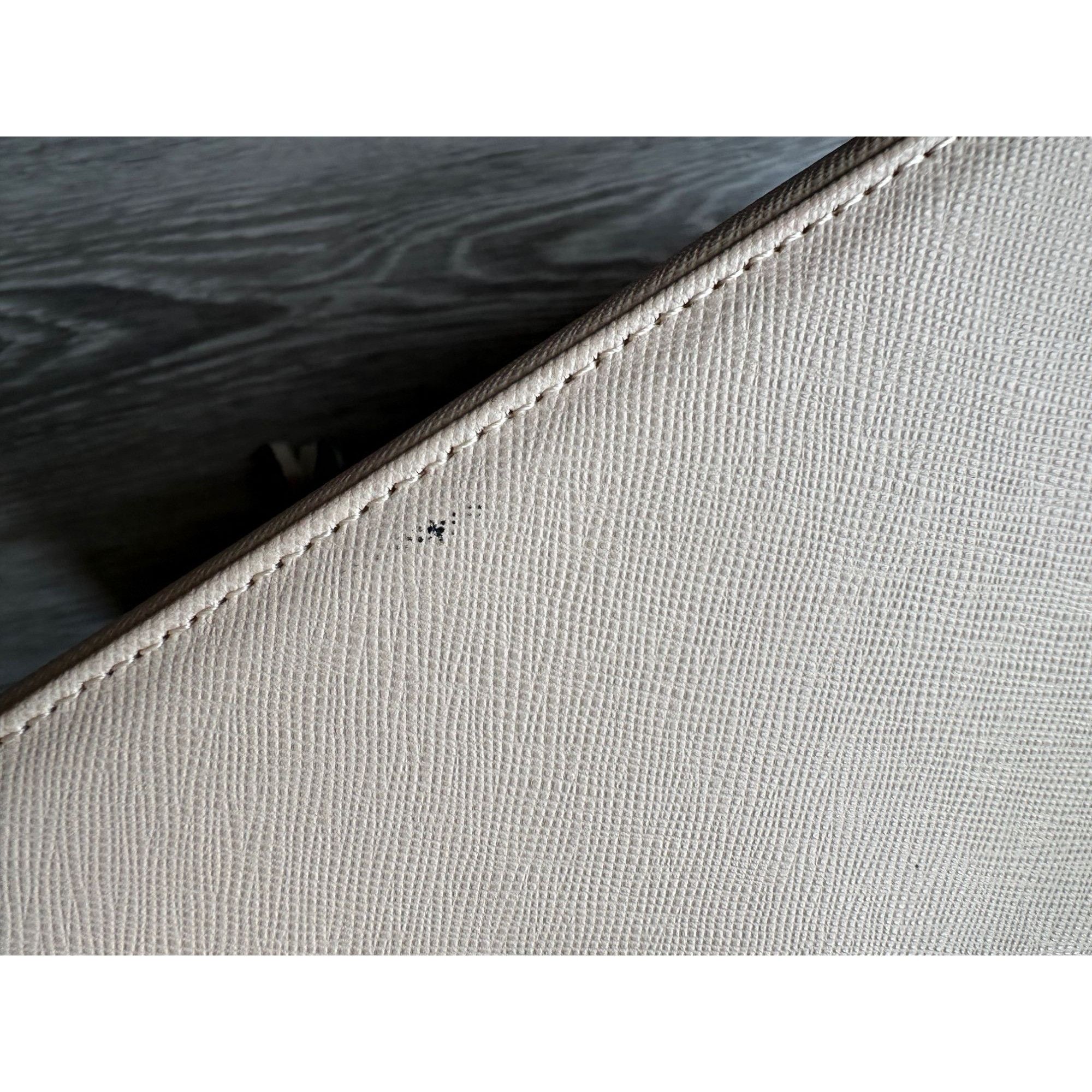 Burberry Burberry Off White Leather Tote Hand Bag with Scarf Size ONE SIZE - 13 Thumbnail