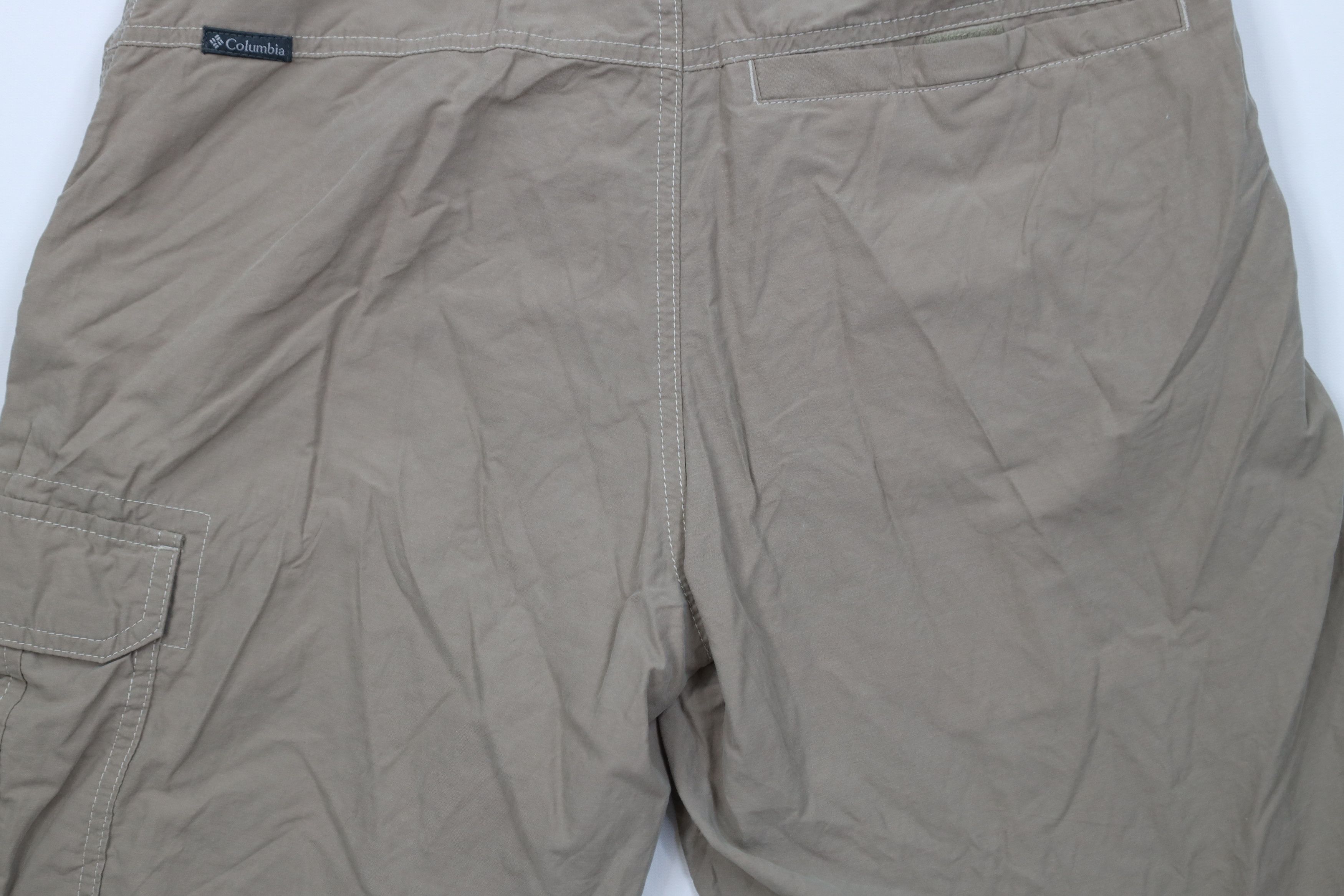 Columbia Vintage Y2K Columbia Trekking Hiking Cargo Shorts Beige Size US 32 / EU 48 - 12 Thumbnail
