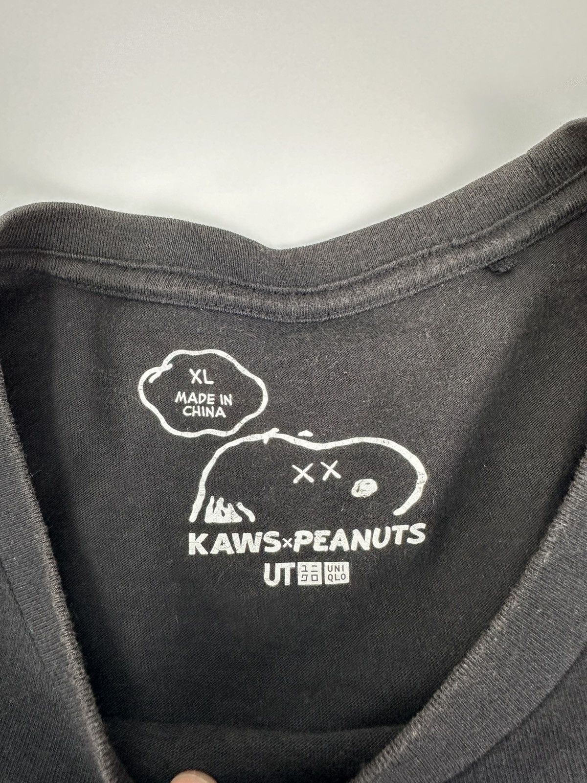 Kaws × Peanuts × Uniqlo Kaws x Peanuts Tshirt A588 Size US XL / EU 56 / 4 - 8 Thumbnail