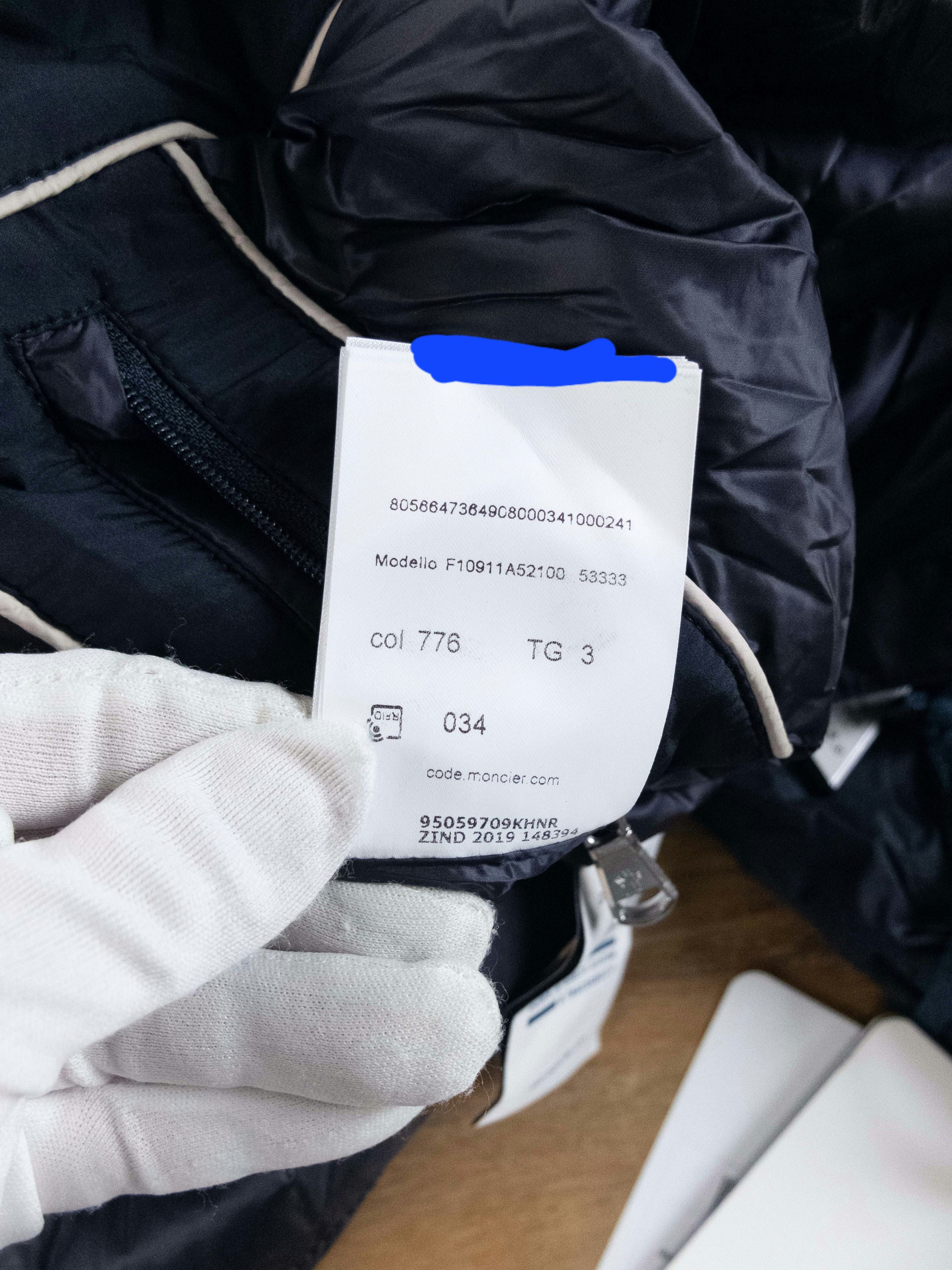 Moncler Moncler Authie lightweight navy blue down puffer jacket L 3 Size US L / EU 52-54 / 3 - 14 Thumbnail