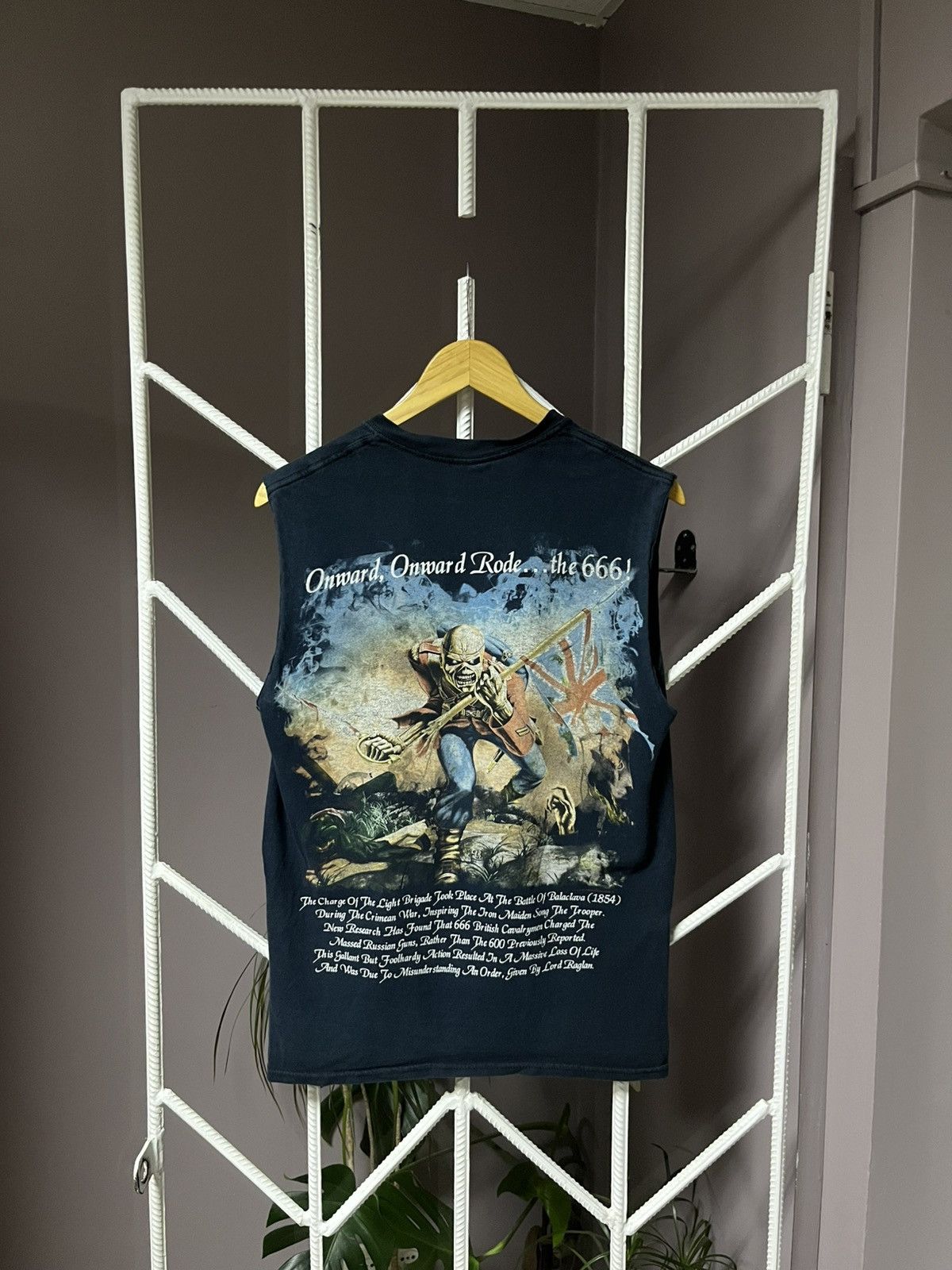 Iron Maiden Vintage Iron Maiden Tank Sleevless Band Tee Rock Punk Style Size US S / EU 44-46 / 1 - 2 Thumbnail