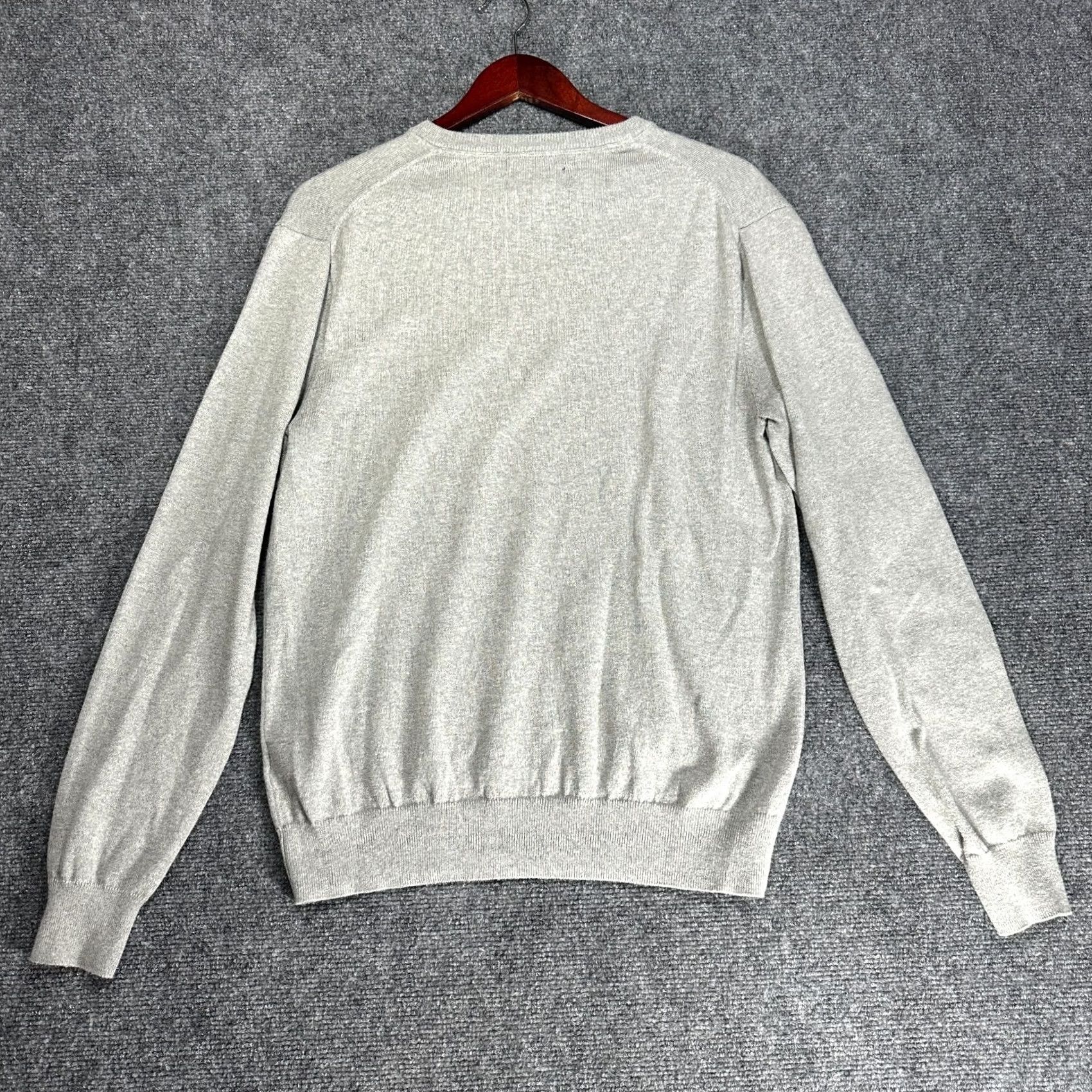 Banana Republic Banana Republic Sweater Mens M Gray Cashmere Cotton Pullover Rib Hem V-Neck Ribbed Cuffs Classic Modern Knit Pullover Fall Winter Casual Business Size US M / EU 48-50 / 2 - 7 Thumbnail