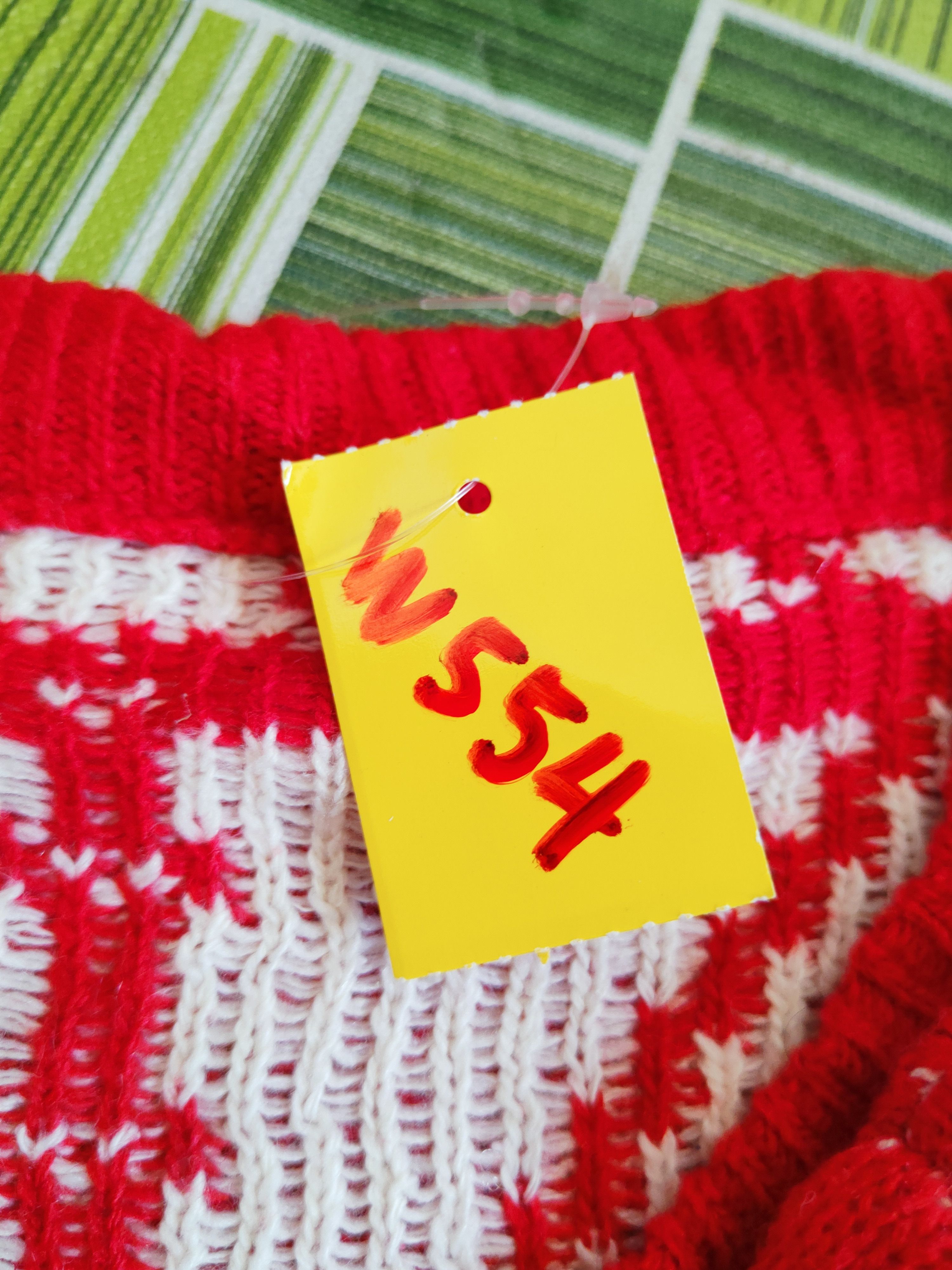 Japanese Brand Japan navajo art Red White Knitwear Sweatshirts #W554 Size US S / EU 44-46 / 1 - 11 Thumbnail