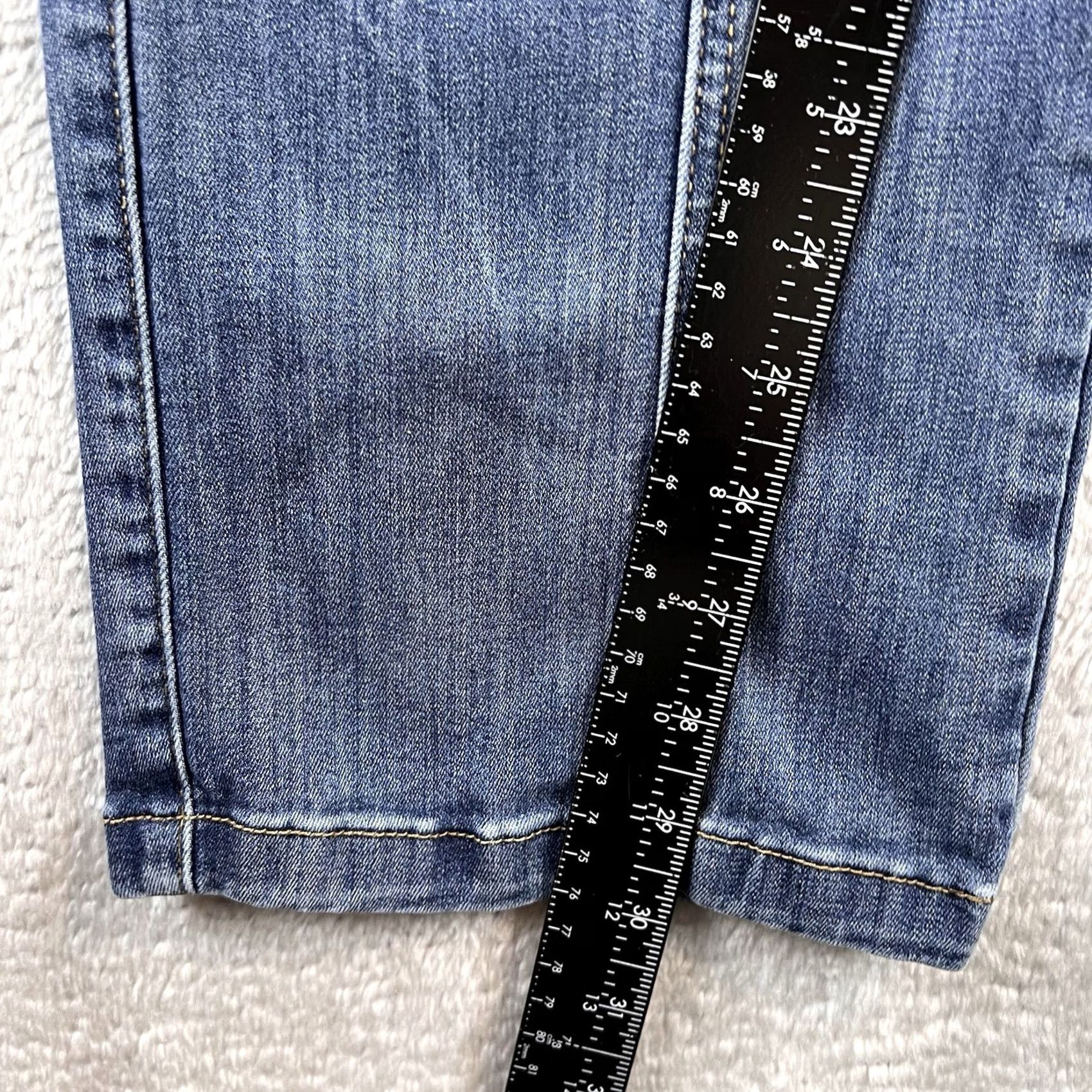 Vintage Judy Blue Jeans 5/27 Blue Straight Leg Elastic Waist Mid High Rise Straight Women Jeans 30 in Inseam Size 27" / US 4 / IT 40 - 4 Thumbnail
