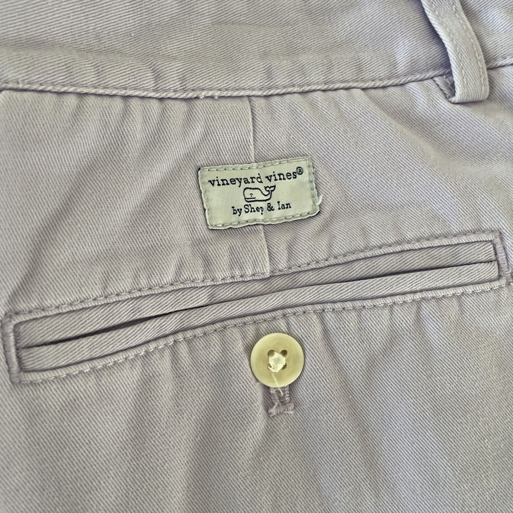 Vineyard Vines VINEYARD VINES Men’s 36 Club Short Chino Cotton Twill Light Purple Golf Preppy Shirt/Hoodie Size US 36 / EU 52 - 5 Thumbnail