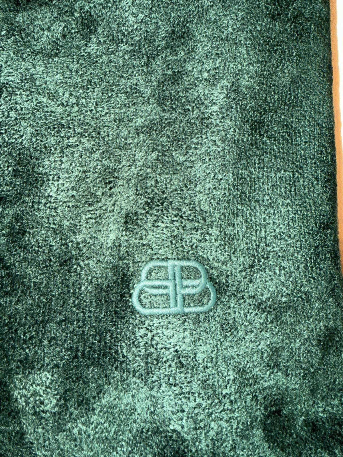 Balenciaga Balenciaga Green Velvet Knit Sweater (2020) Size US M / EU 48-50 / 2 - 2 Thumbnail