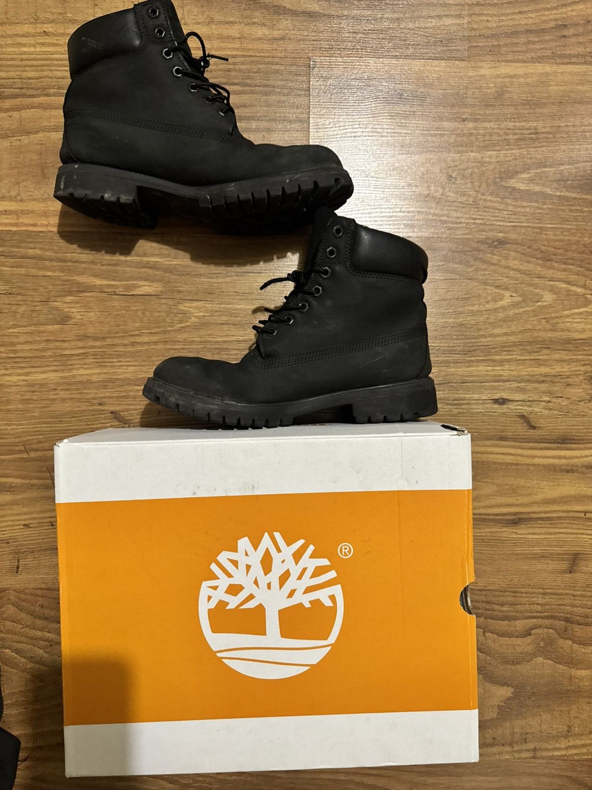 Timberland Timberland black 6 in boots Size US 8.5 / EU 41-42 - 2 Thumbnail