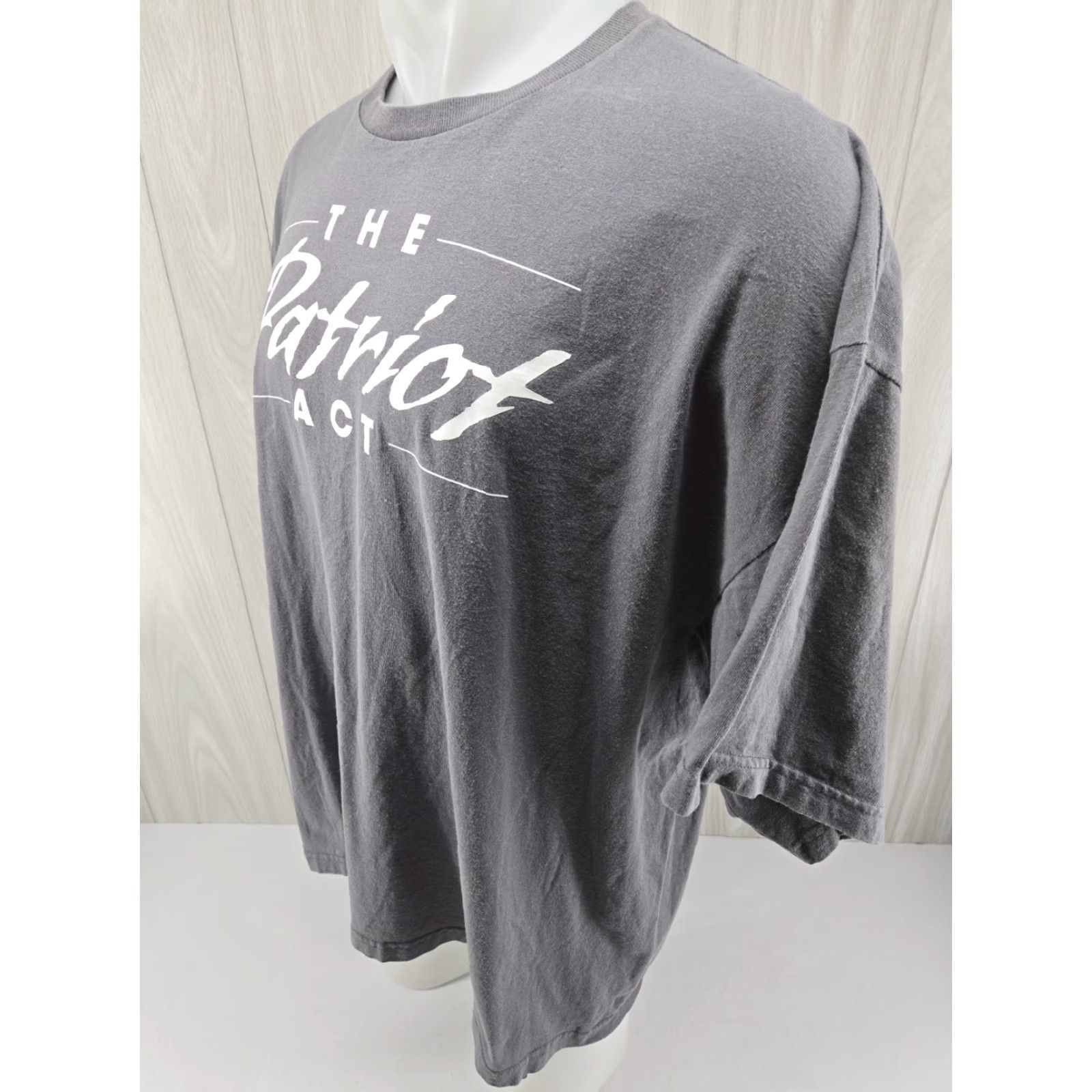 Vintage VINTAGE Bayside The Patriot Act T Shirt Gray 3XL Mens Short Sleeve Crew Neck Graphic Print Size US XXL / EU 58 / 5 - 4 Thumbnail