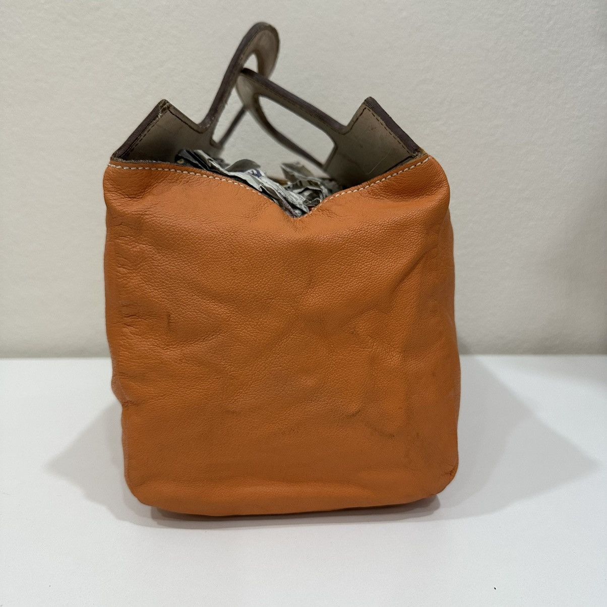 Miu Miu ‼️LASTDROP‼️ VINTAGE MIU MIU LEATHER TOP HANDLE BAG Size ONE SIZE - 4 Thumbnail