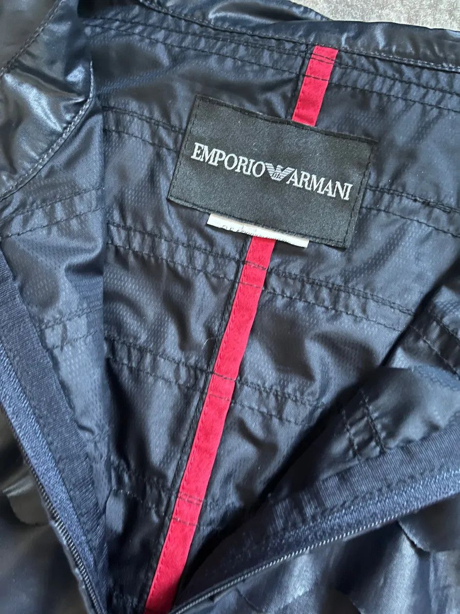 Emporio Armani × Vintage AW2015 Emporio Armani Navy Relief Waterproof Trench Jacket Size L / US 10 / IT 46 - 7 Thumbnail