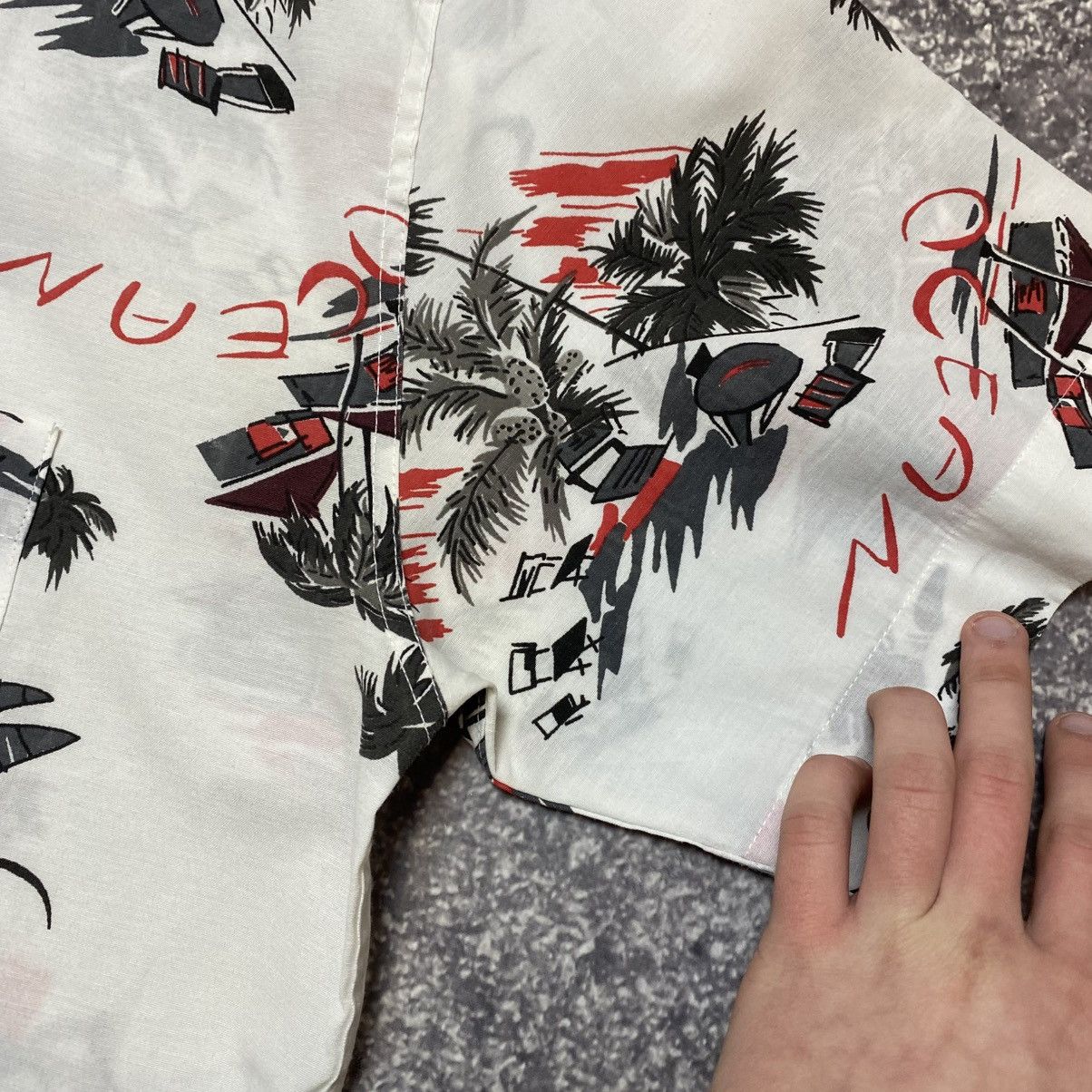 Tommy Hilfiger Vintage Tommy Hilfiger Hawaii 90’s Graphic shirt Size US XXL / EU 58 / 5 - 6 Thumbnail