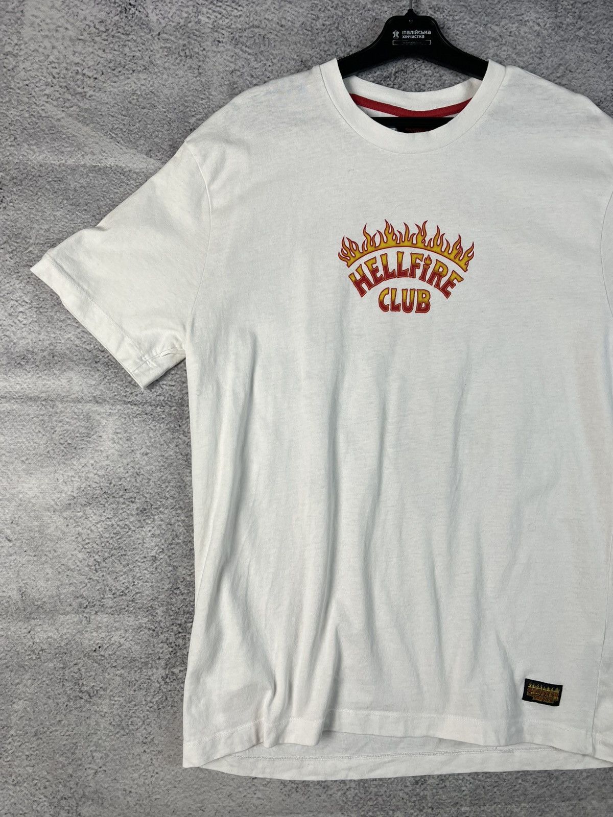 Band Tees Stranger Things merchandise T-shirt Size US M / EU 48-50 / 2 - 4 Thumbnail