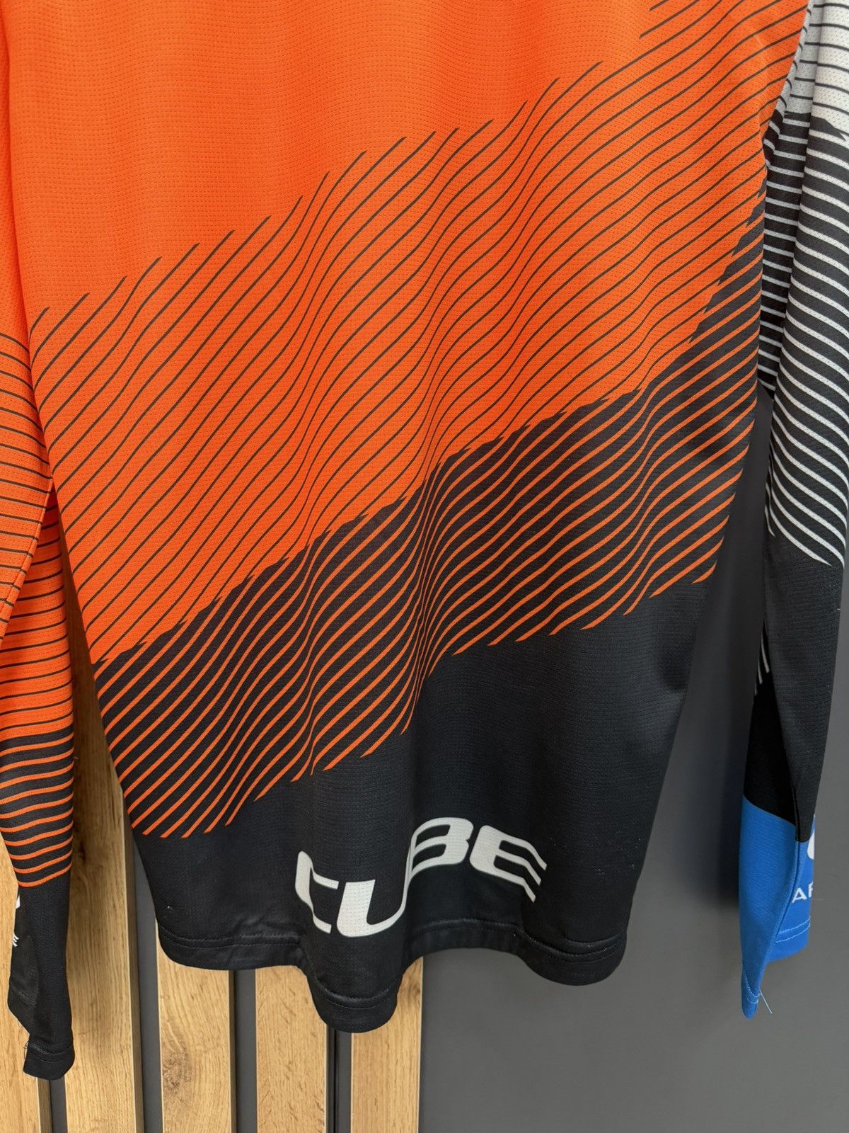 Vintage Cube Fox Garmin MTB Cycling Jersey Long Sleeve Size M Size US M / EU 48-50 / 2 - 12 Thumbnail