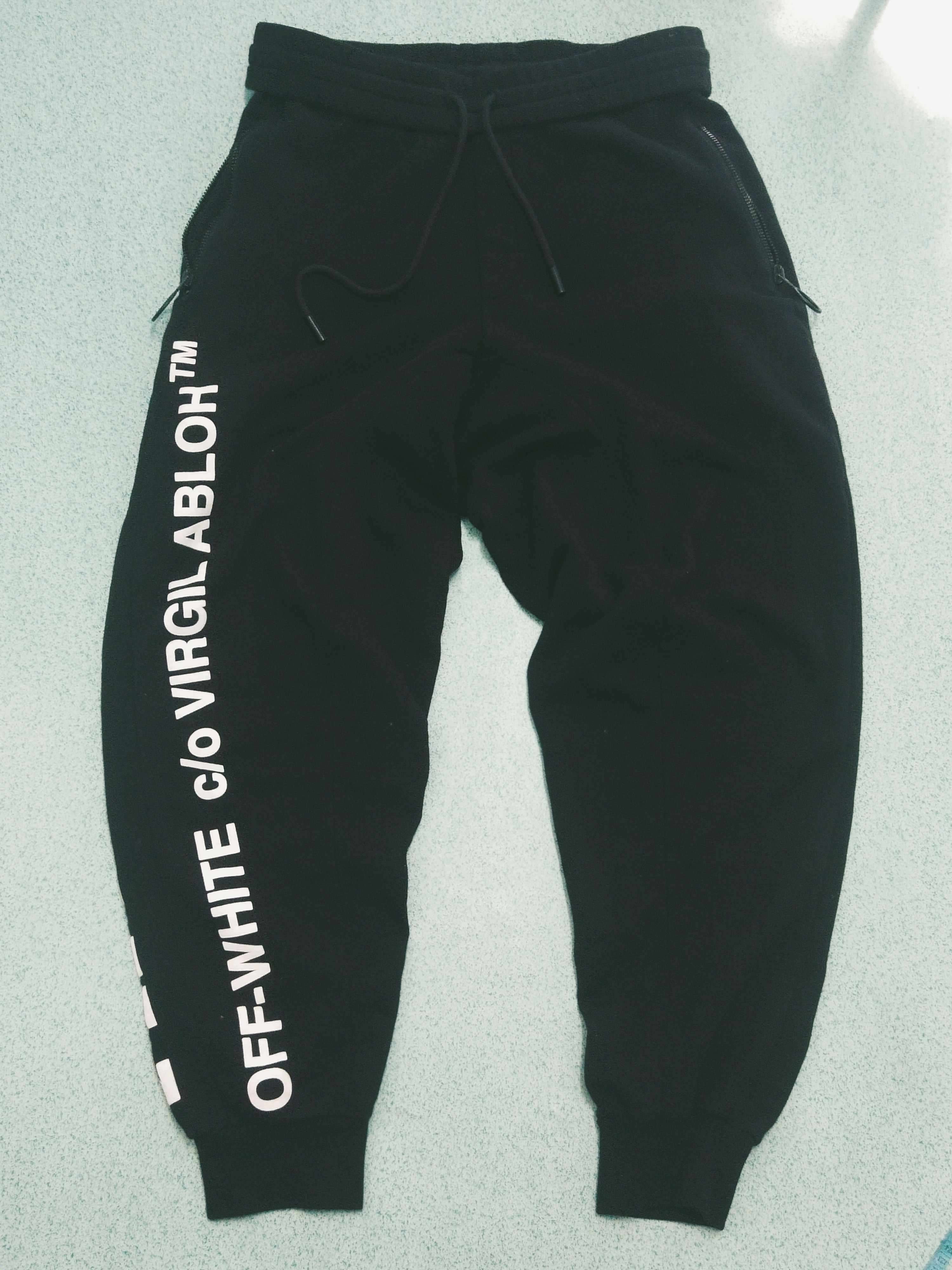 image of Hypebeast x Off White Off-White C/o Virgil Abloh Sweatpants in Black, Men's (Size 34)