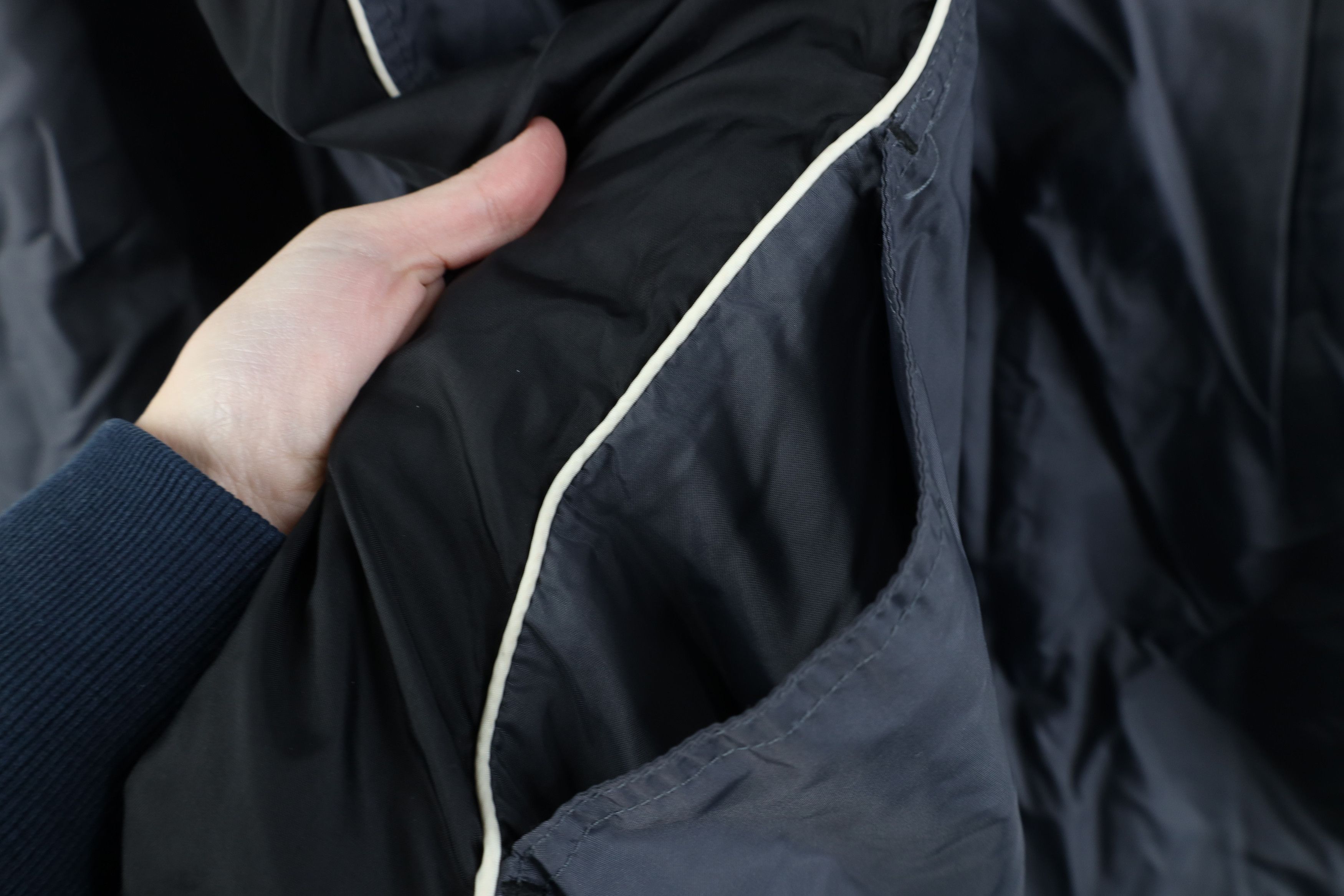 Reebok Vintage 90s Reebok Fleece Lined Full Zip Windbreaker Jacket Size US XL / EU 56 / 4 - 8 Thumbnail