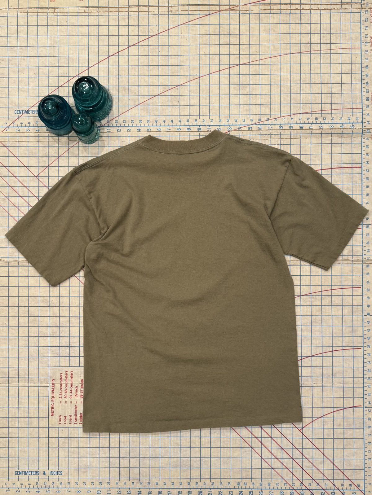Vintage Vintage Mount Rushmore Graphic Tee Mens Size Large USA Made Size US L / EU 52-54 / 3 - 9 Thumbnail