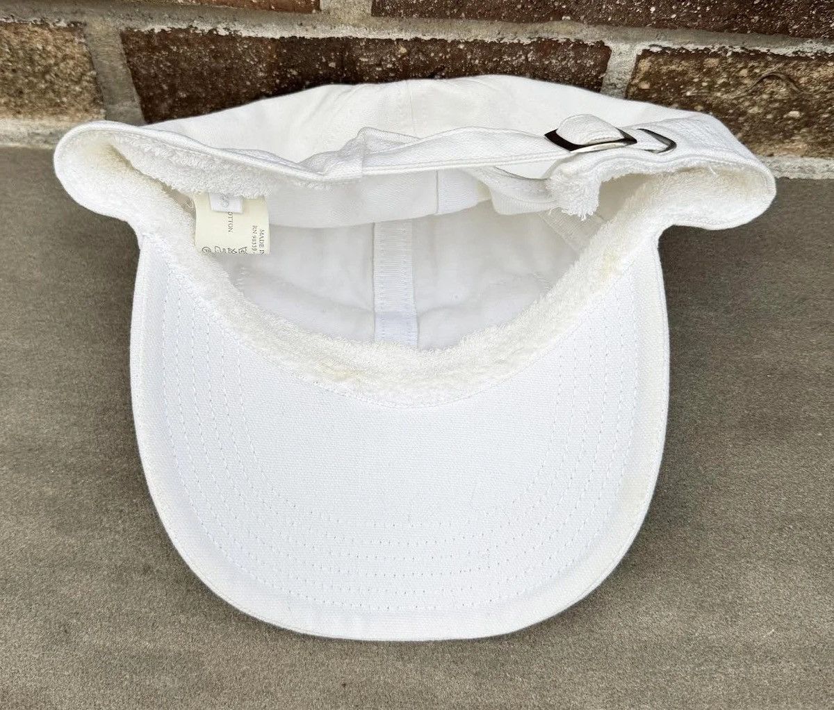 Prada Vintage Prada Luna Rossa Challenge 2003 White Hat Size ONE SIZE - 3 Thumbnail