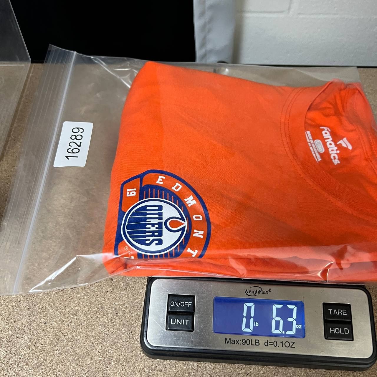 Other Edmonton Oilers Shirt Men Large Red Fanatics Crew Neck New L Size US L / EU 52-54 / 3 - 7 Thumbnail