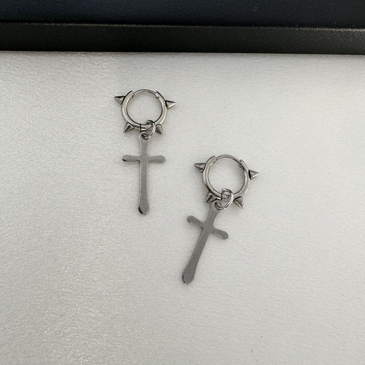 Other Cross Dangle Drop Earrings for Men Women Size ONE SIZE - 3 Thumbnail