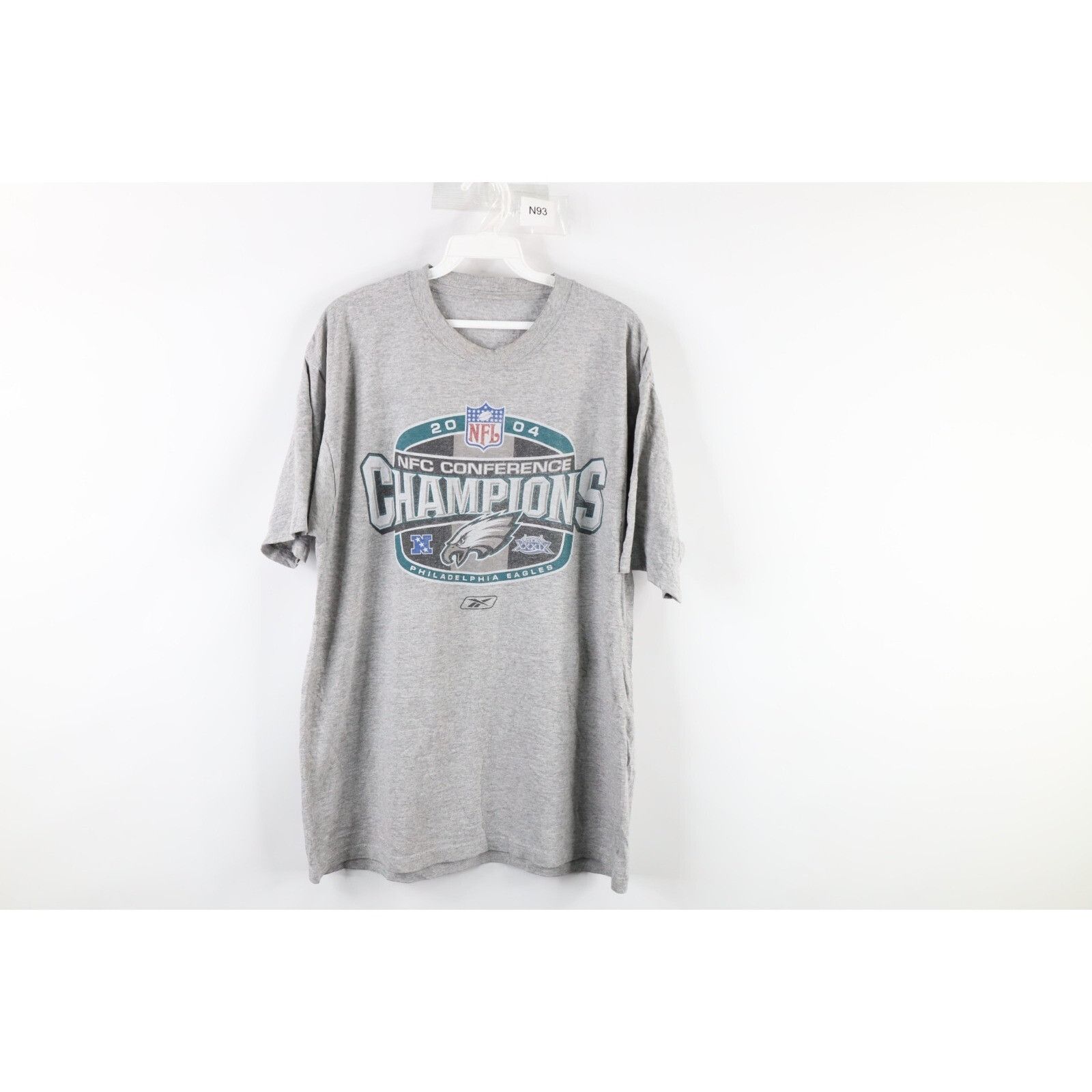 Reebok Vintage Reebok Distressed Philadelphia Eagles T-Shirt Size US L / EU 52-54 / 3 - 1 Thumbnail