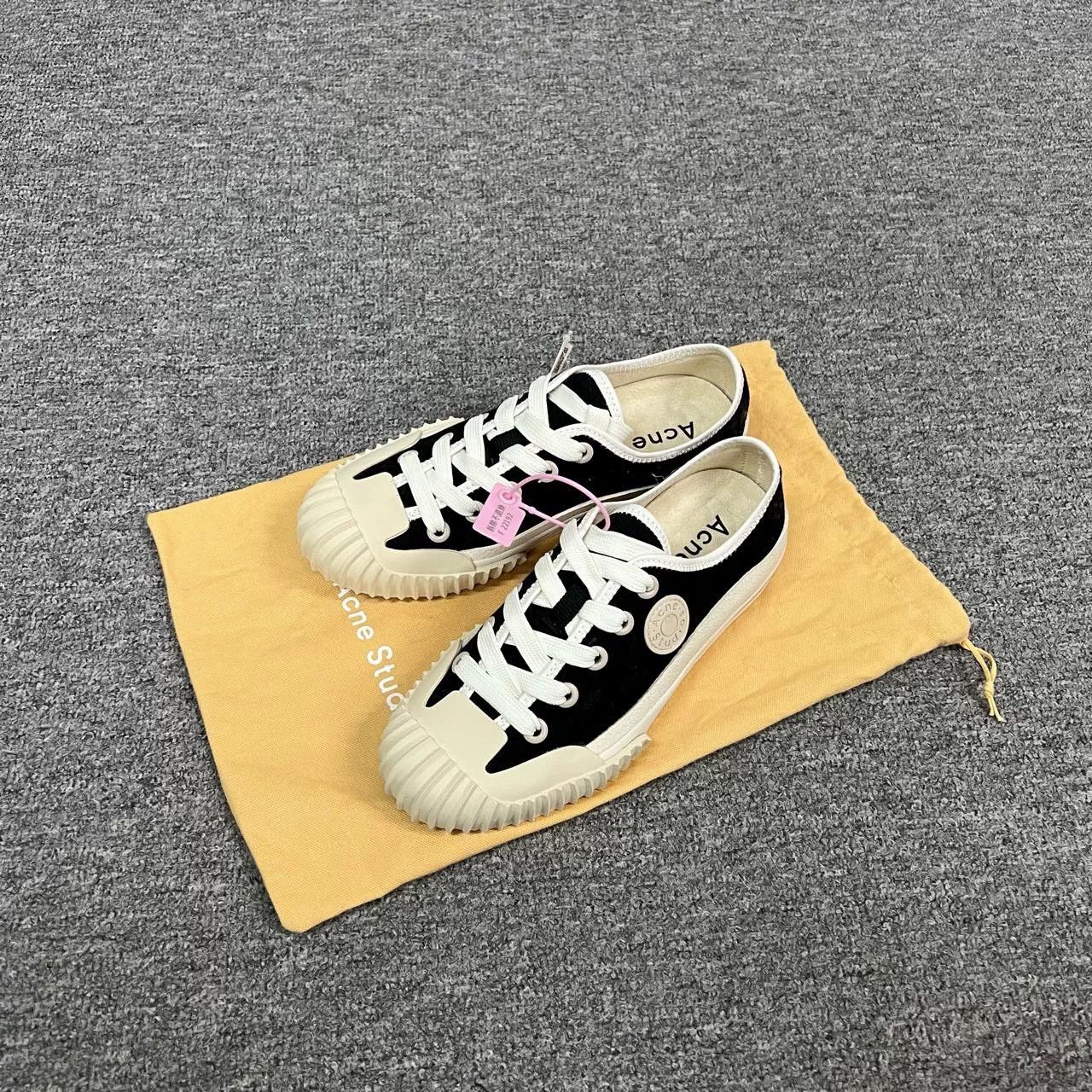 Acne Studios Acne Studios Biscuit Casual Shoes Size US 6 / IT 36 - 1 Thumbnail