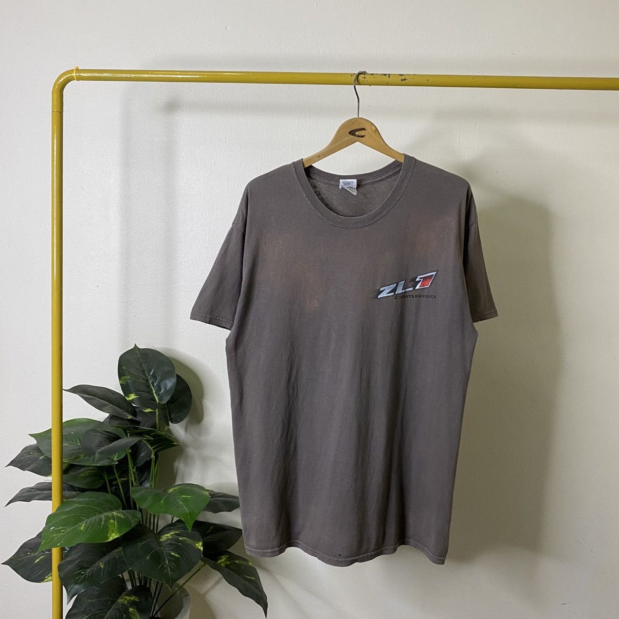 Vintage Y2K Chevrolet Camaro Z1 Promo T Shirt Faded Brown Size US XL / EU 56 / 4 - 6 Thumbnail