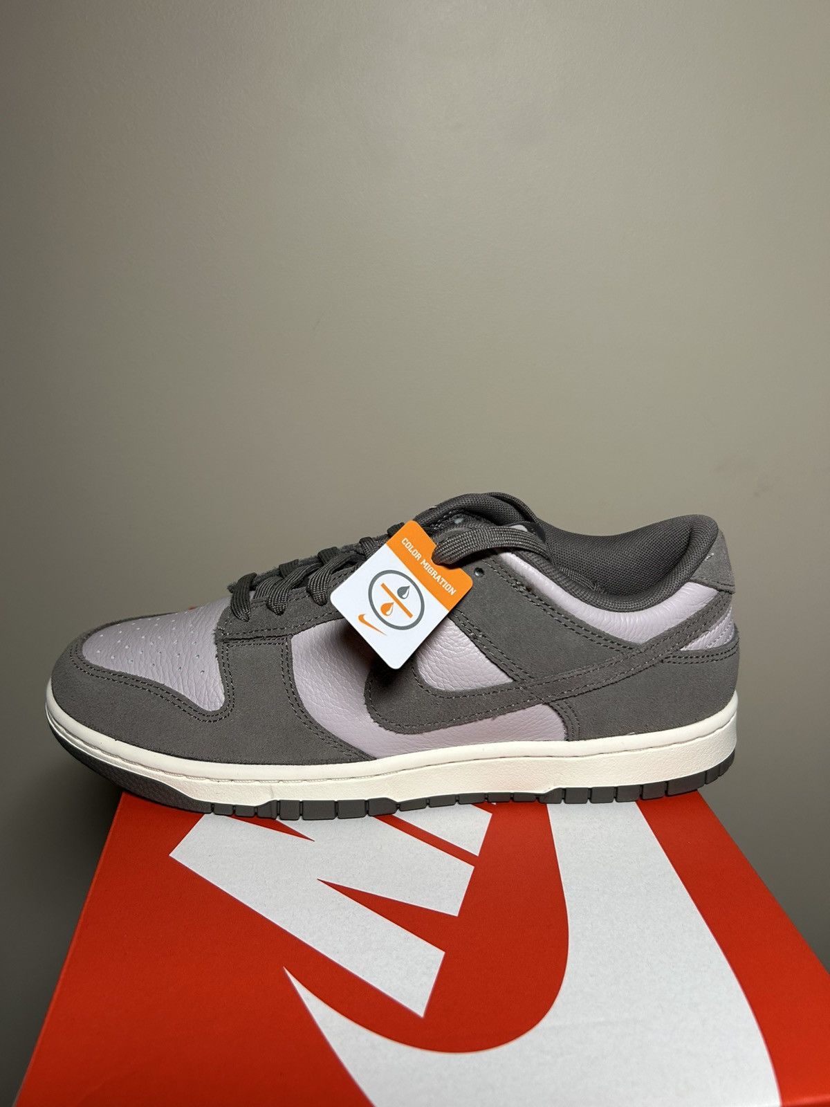 Nike Nike Dunk Low SE ‘Platinum Violet Cave Stone’ Size US 9.5 / EU 42-43 - 1 Thumbnail