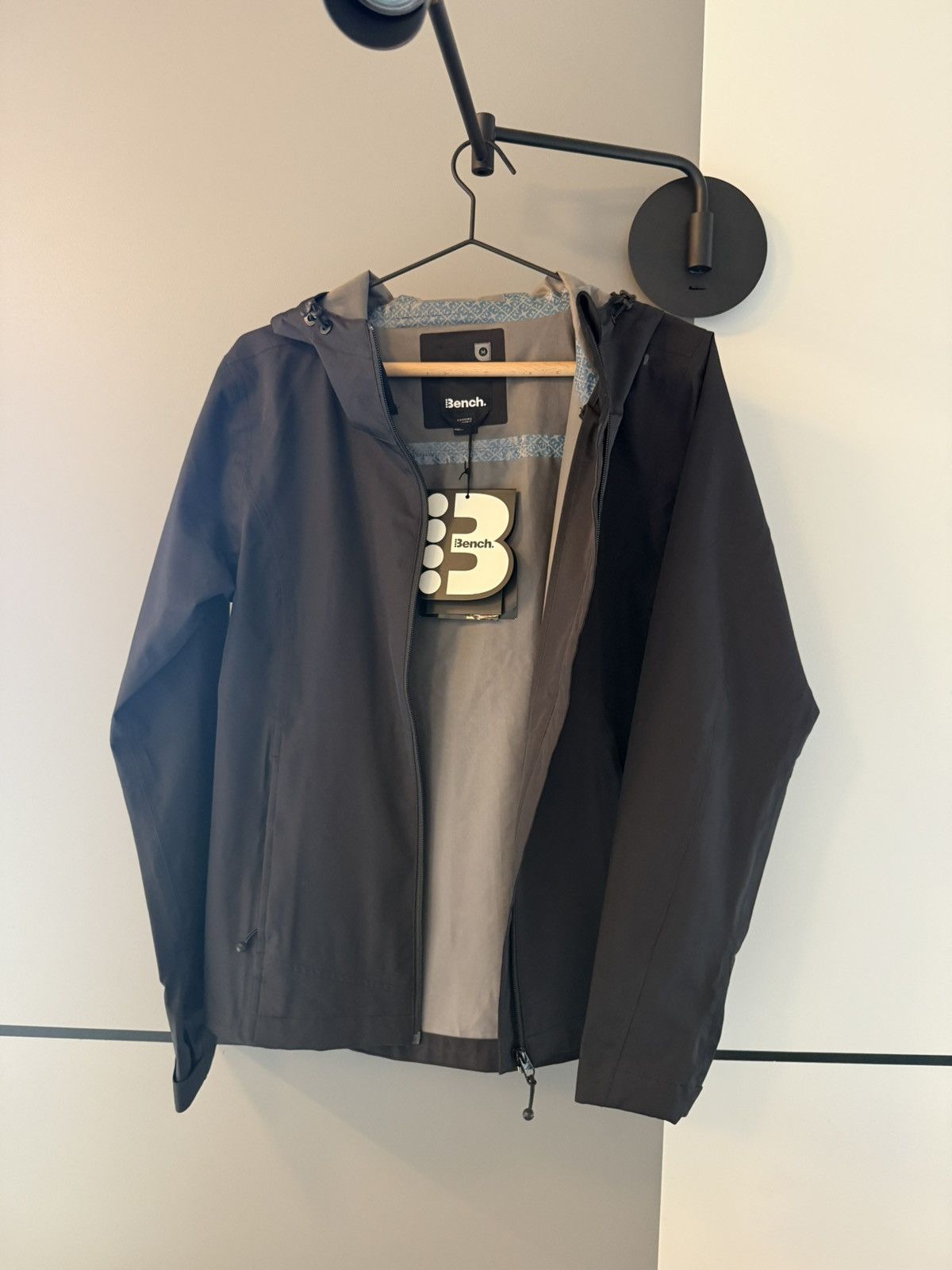 Bench Bench rain coat new with tags Size M / US 6-8 / IT 42-44 - 1 Thumbnail