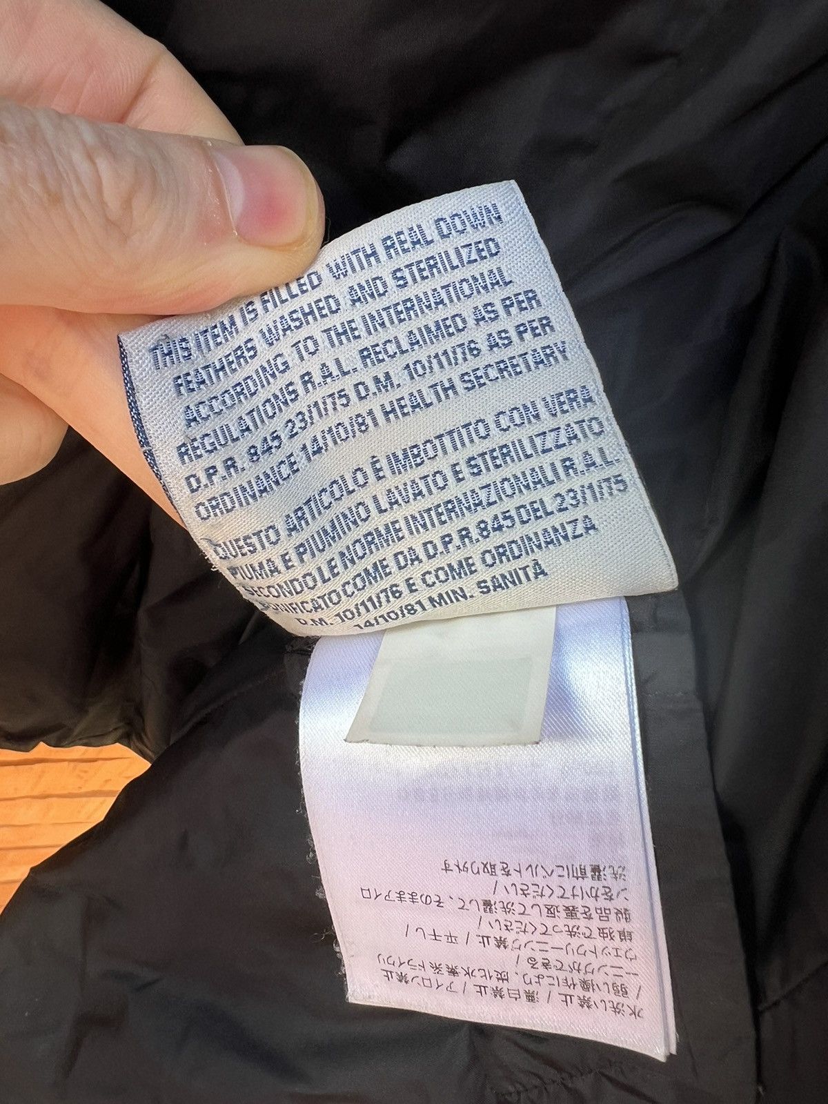 Moncler Moncler Autchentic Giobbotto Kids Woman jacket puffer used Size XS / US 0-2 / IT 36-38 - 18 Thumbnail