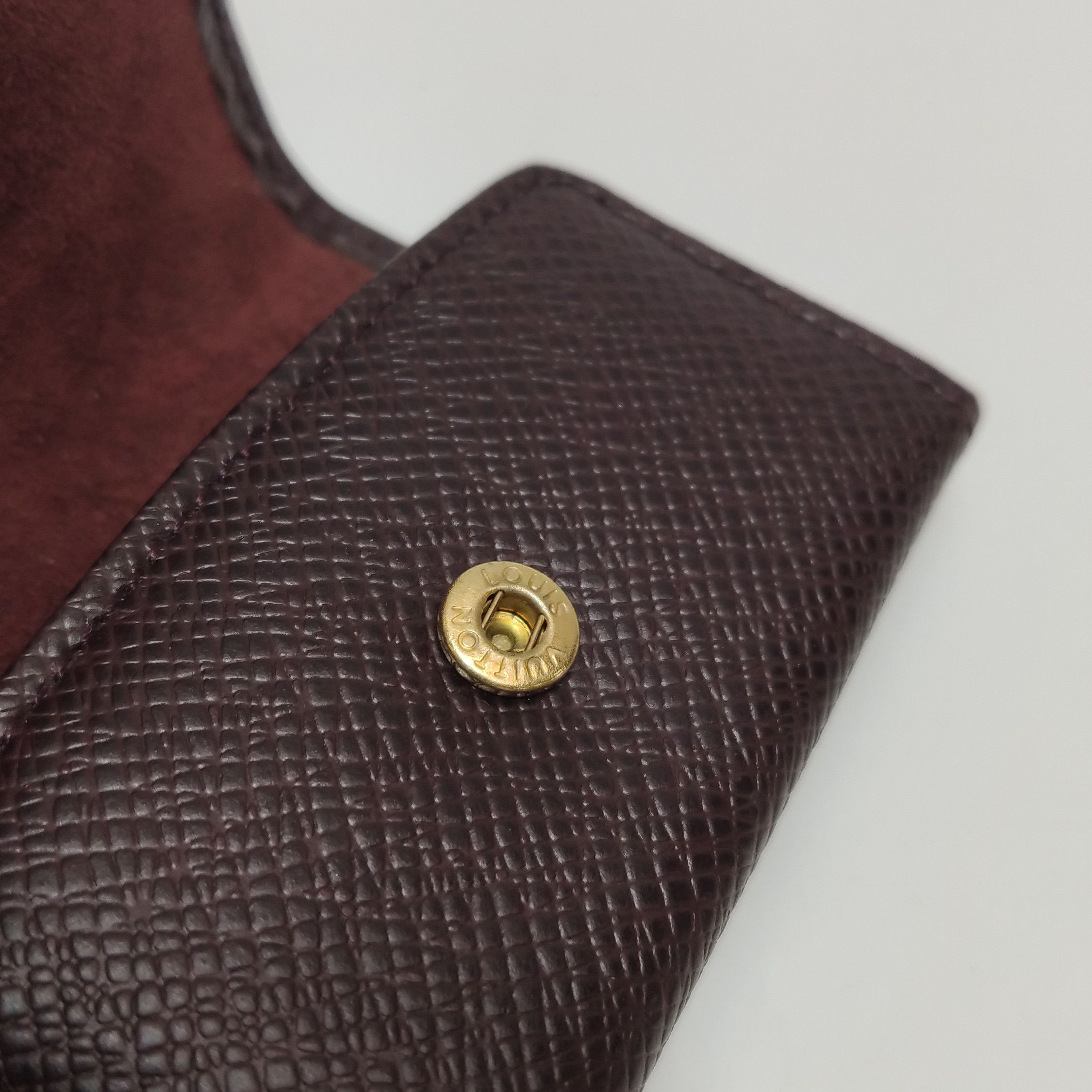 Louis Vuitton Louis Vuitton (LV) Cowhide Solid Color Letter Logo Multi-Us Size ONE SIZE - 5 Thumbnail