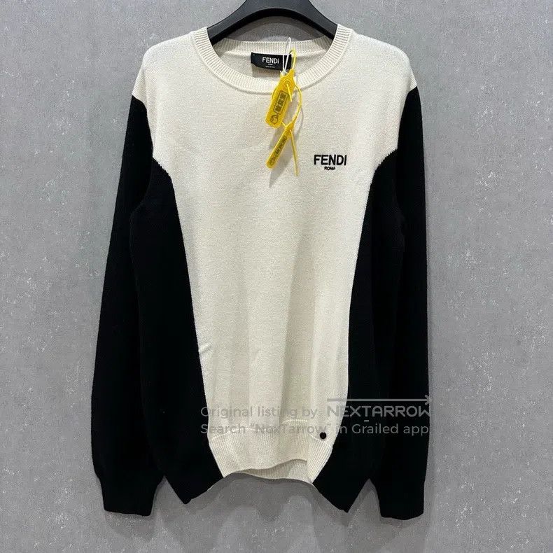 Fendi Contrast Color Round Neck Knit Sweater