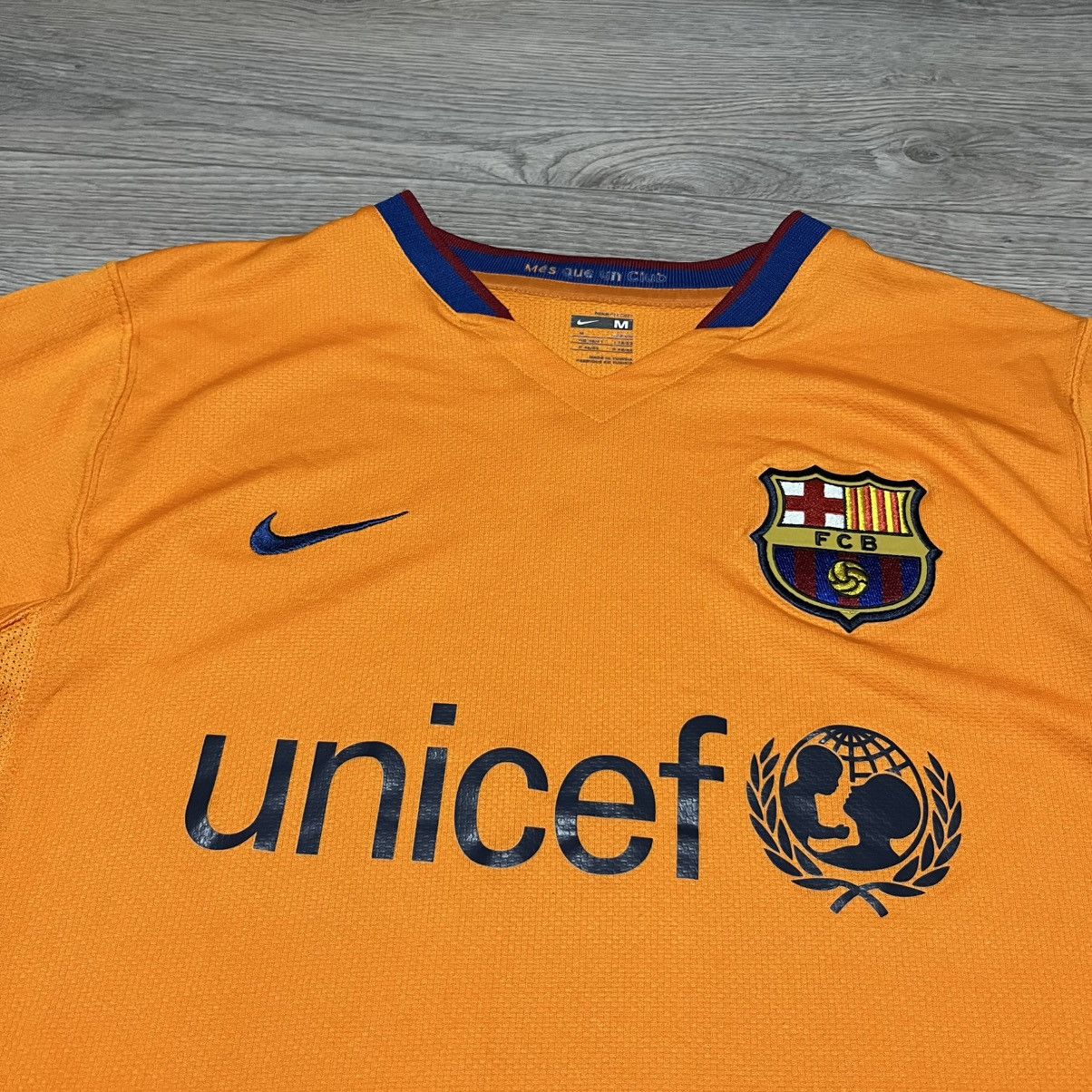 Nike Barcelona Ronaldinho Nike Jersey Size US M / EU 48-50 / 2 - 3 Thumbnail